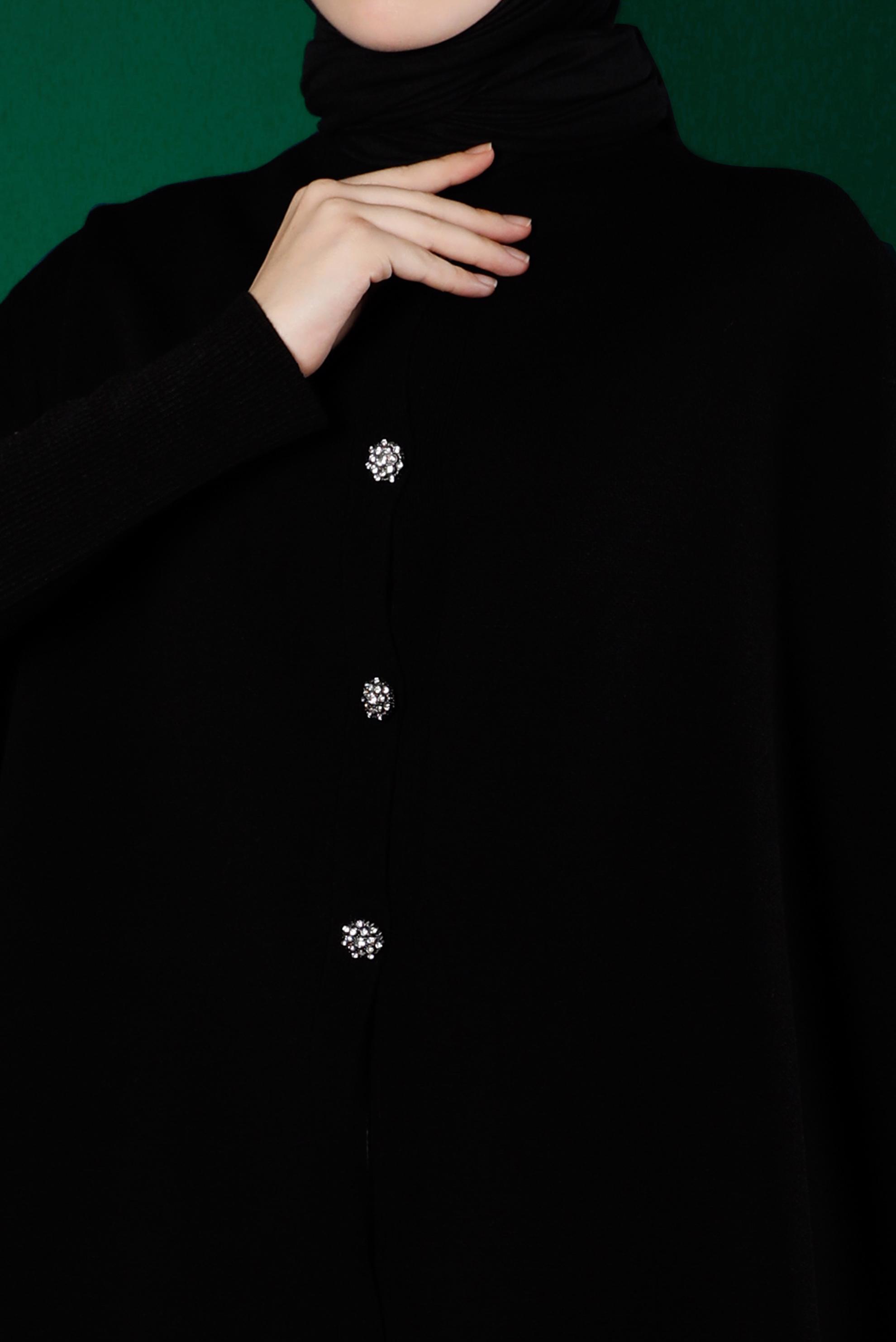 Tesettür giyim SİYAH TAŞLI DÜĞMELİ TRİKO PANÇO 43208 