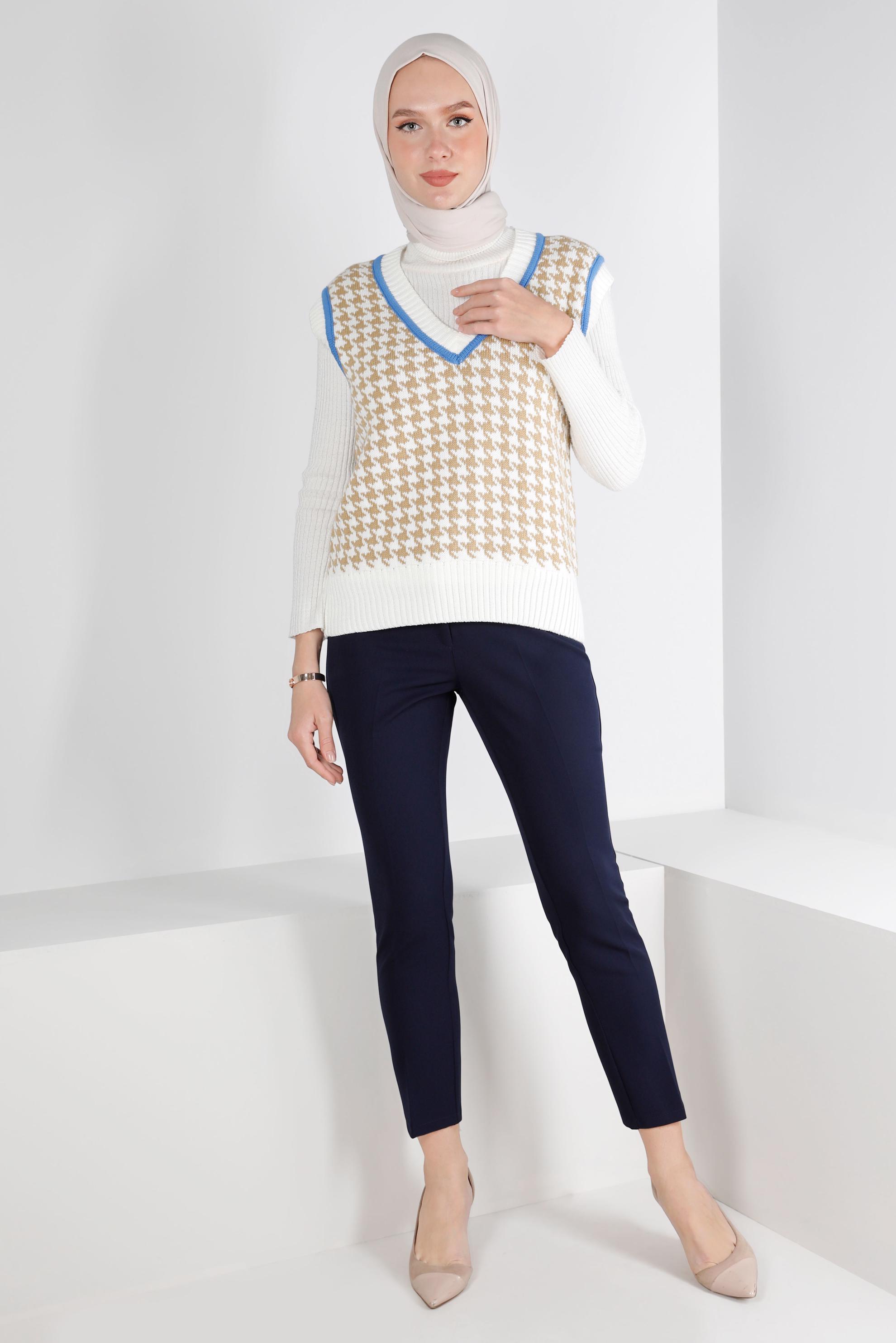 Tesettür giyim LACİVERT DÜĞMELİ KLASİK KESİM PANTOLON 70459 