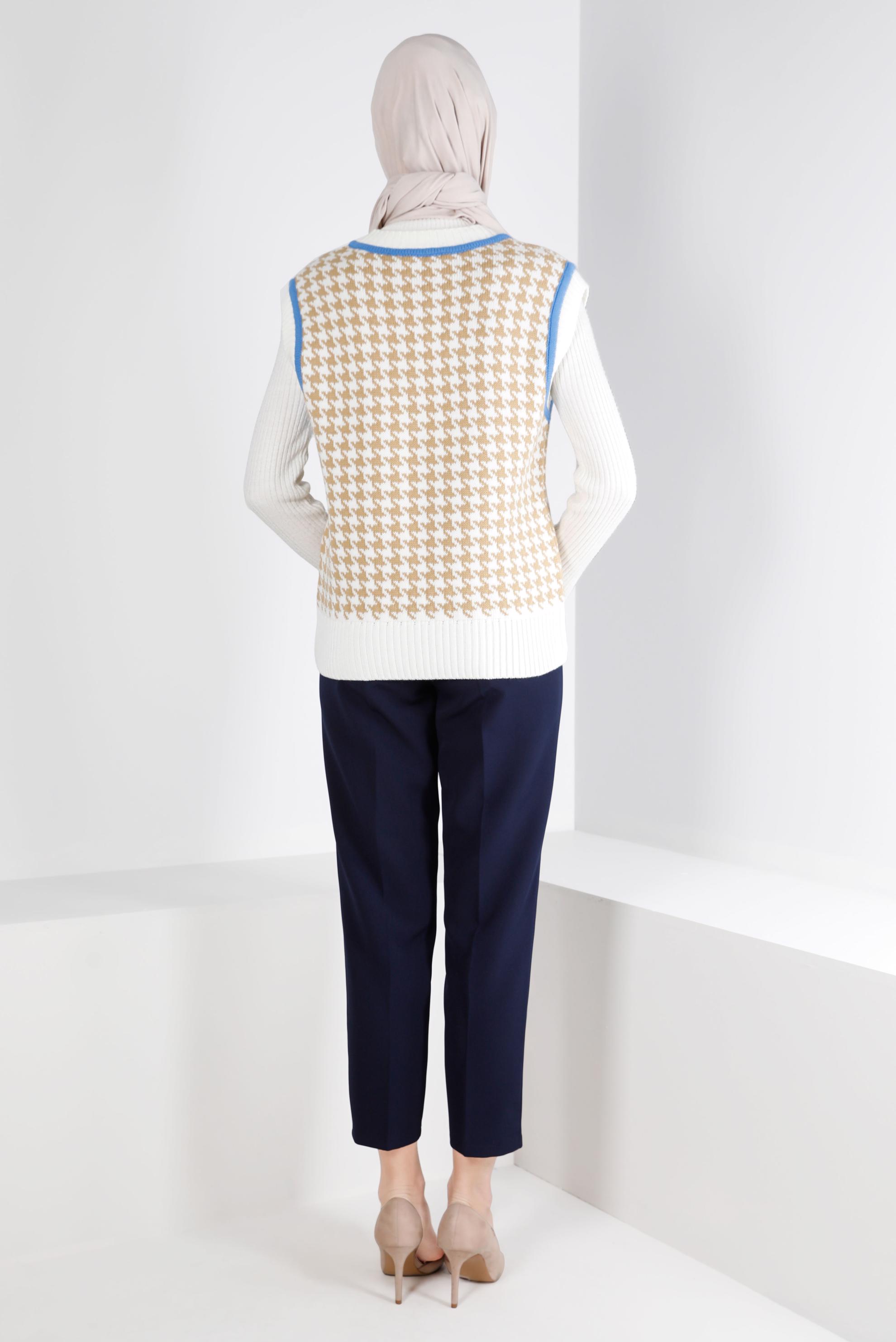 Tesettür giyim LACİVERT DÜĞMELİ KLASİK KESİM PANTOLON 70459 