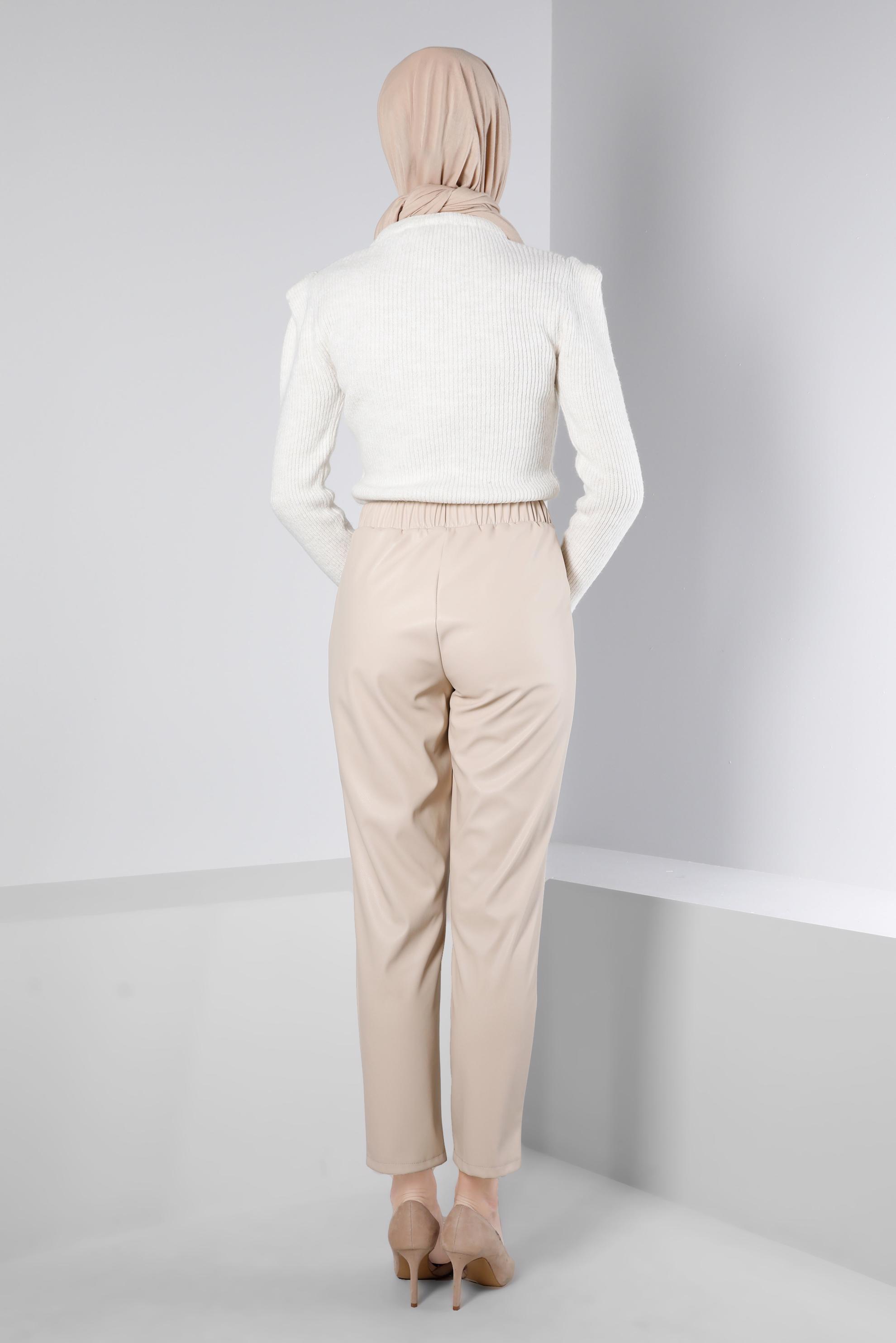 Tesettür giyim BEJ DÜĞMELİ DERİ PANTOLON 70480 