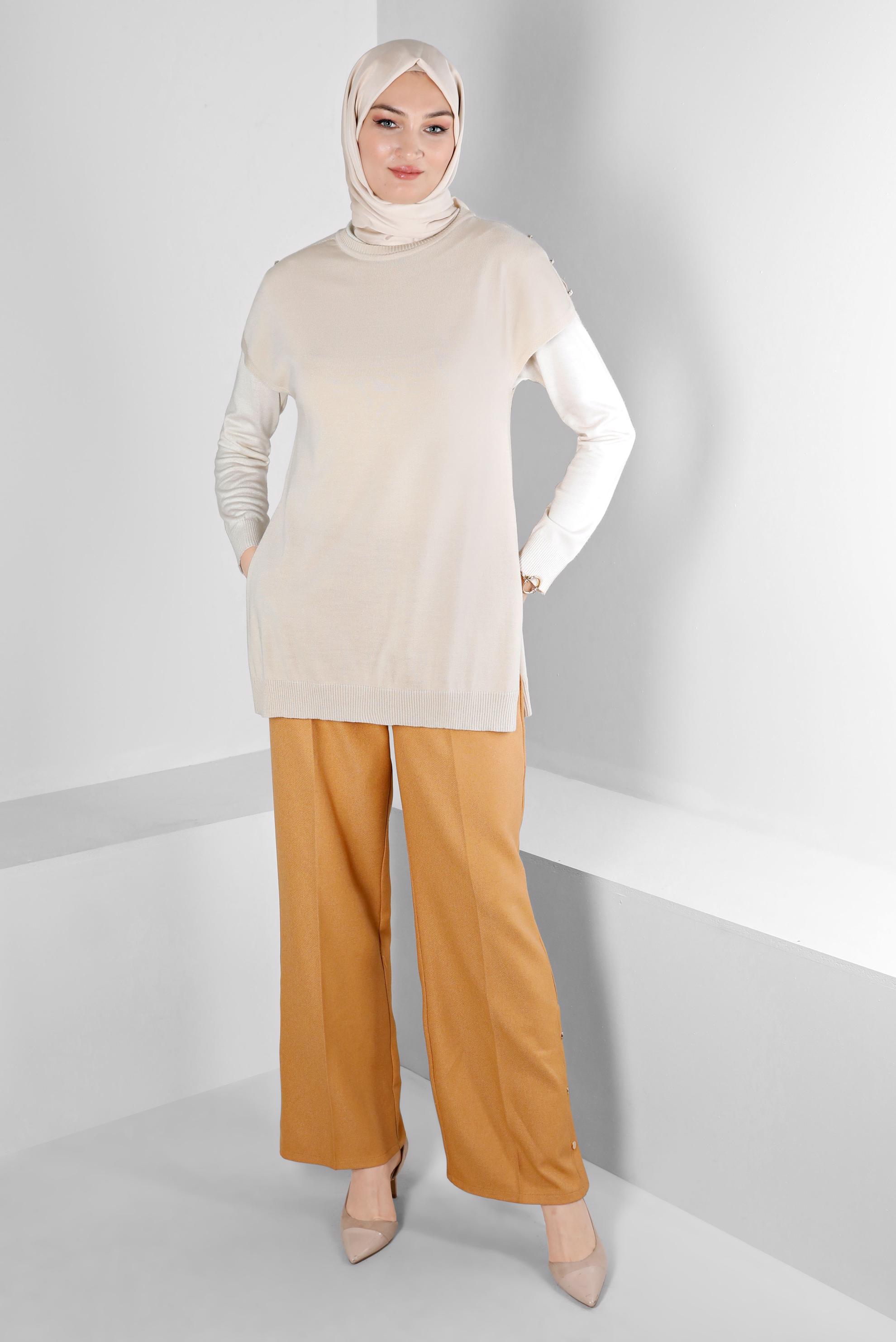 Tesettür giyim BEJ DÜĞME DETAYLI TRİKO PANÇO 43125