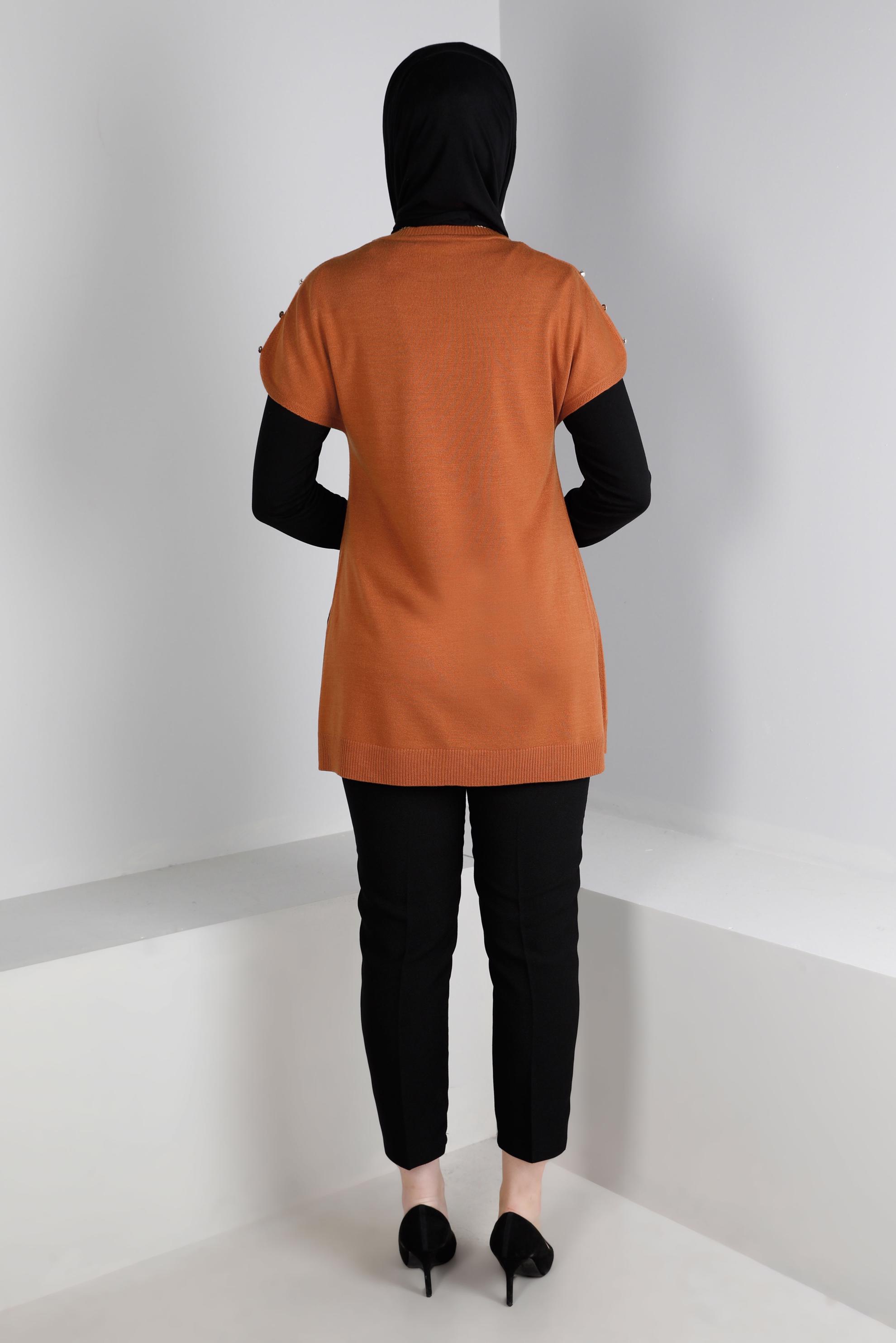 Tesettür giyim TURUNCU DÜĞME DETAYLI TRİKO PANÇO 43125