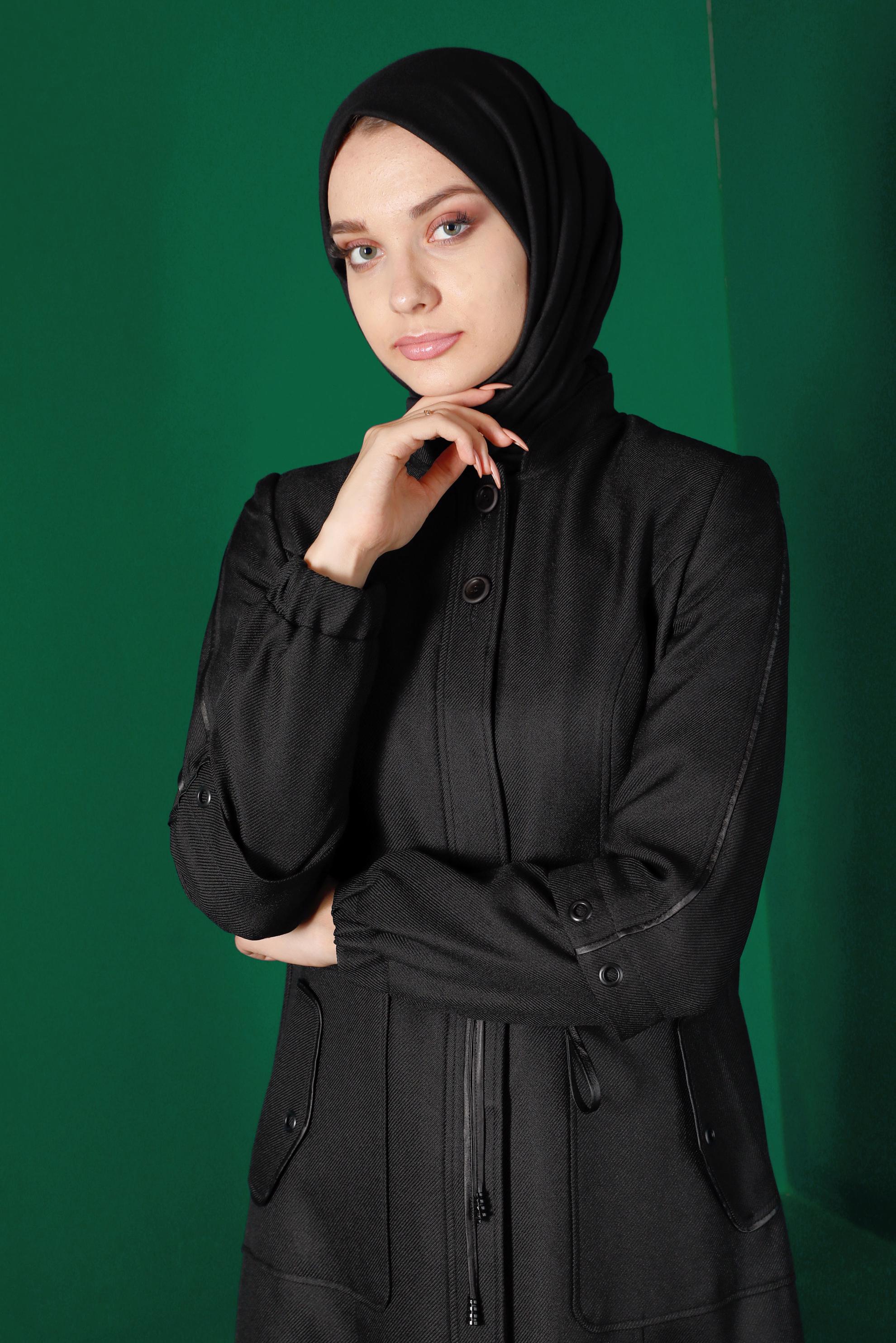 Tesettür giyim SİYAH BELİ BÜZGÜLÜ PARDESÜ 10495 