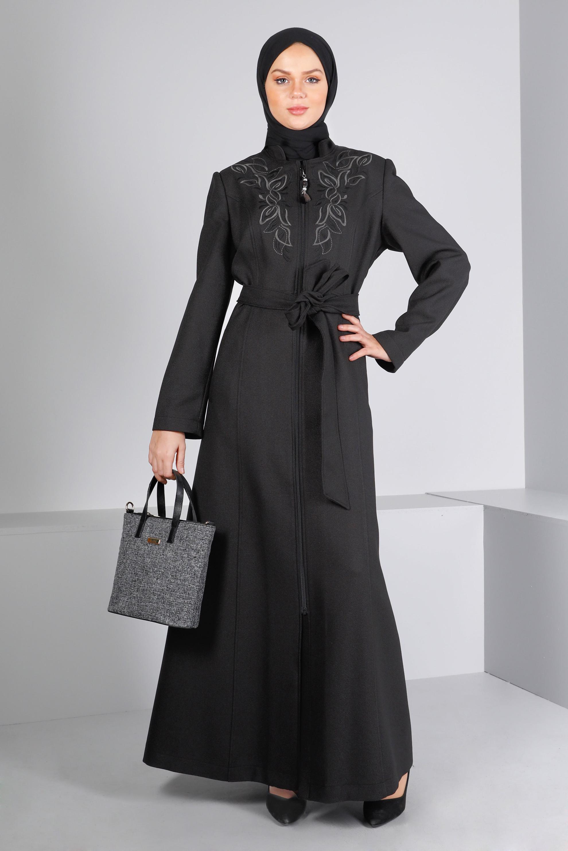 Tesettür giyim SİYAH KUŞAKLI FERMUARLI PARDESÜ 10651