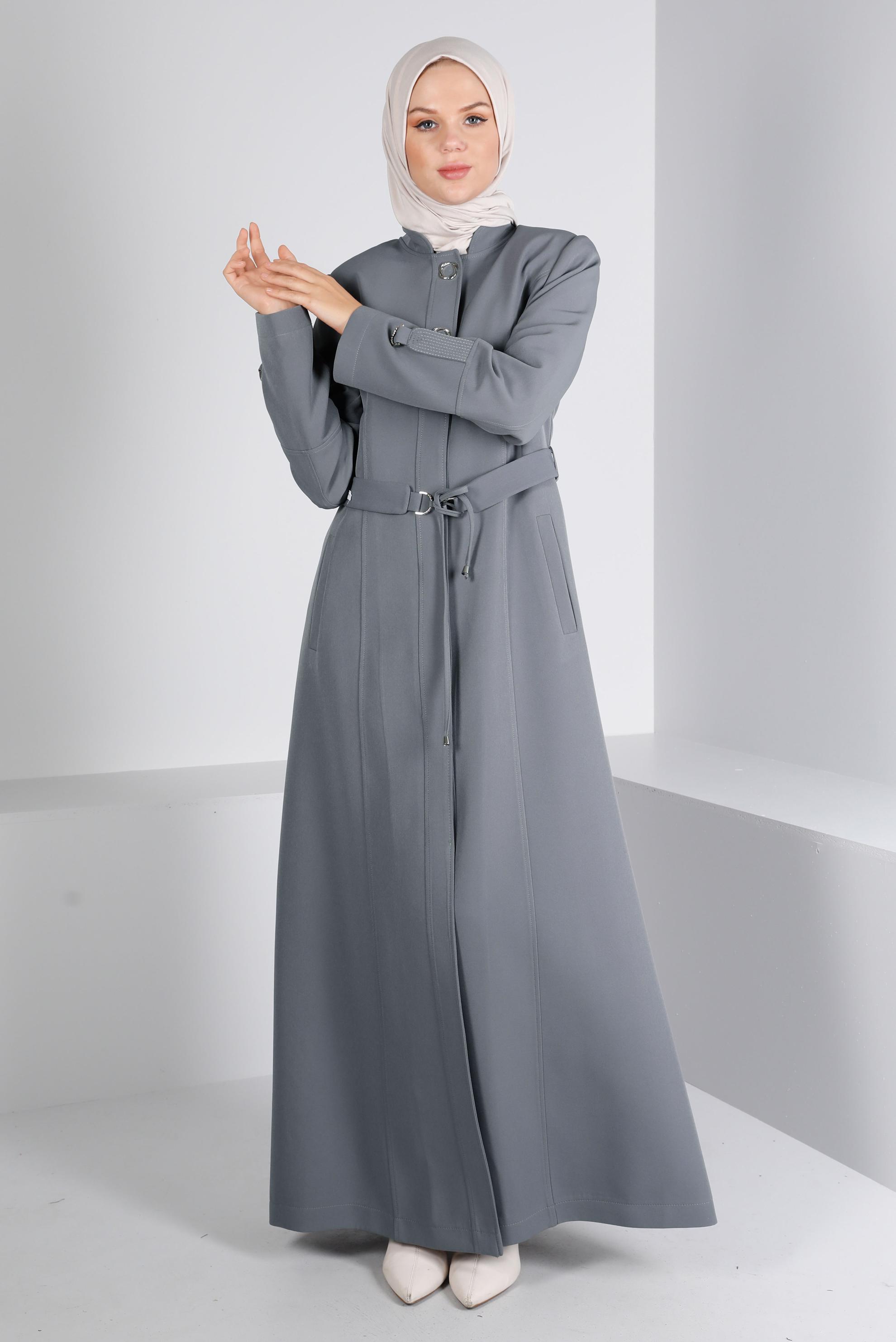 Tesettür giyim GRİ HAKİM YAKA KUŞAKLI PARDESÜ 10654 