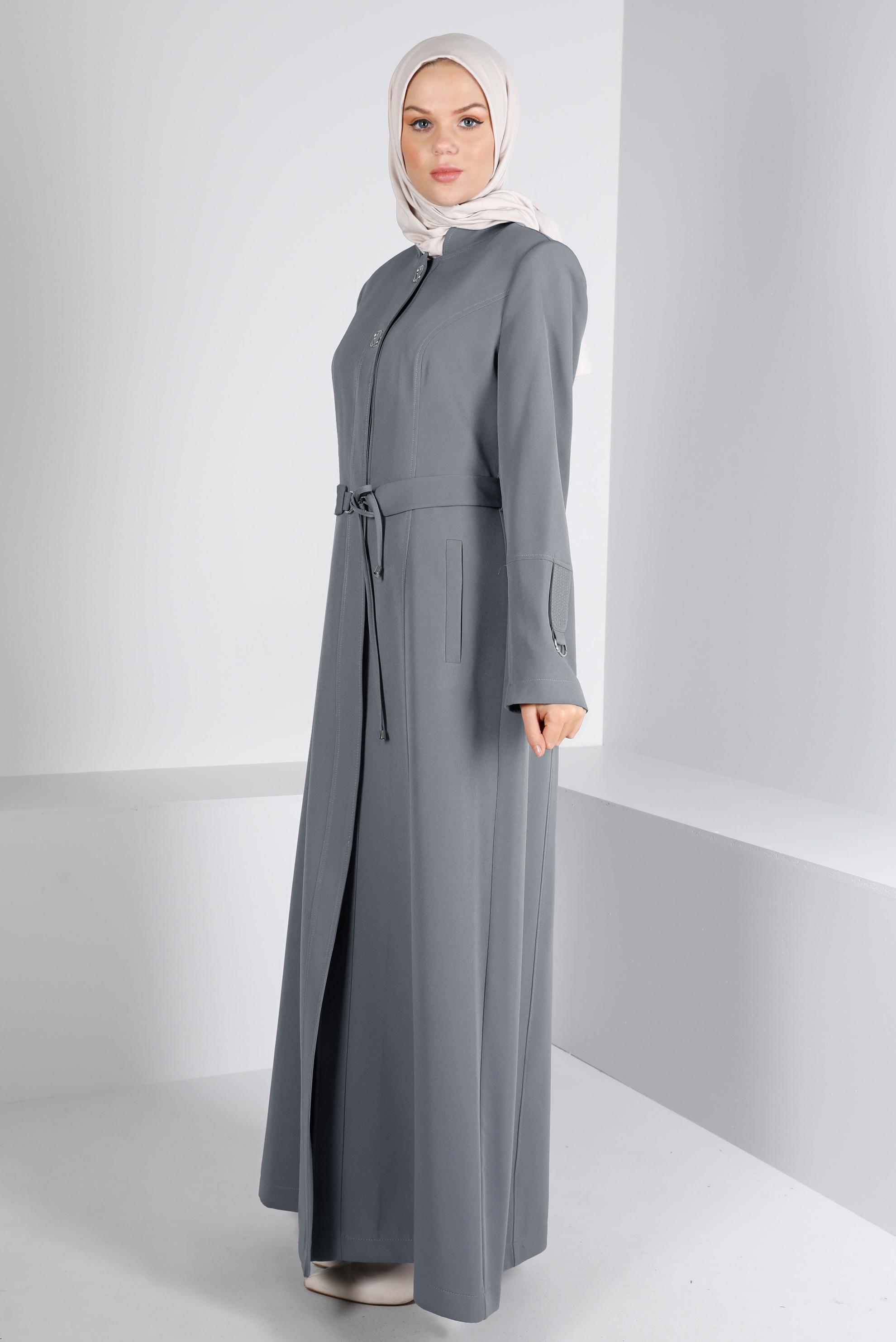 Tesettür giyim GRİ HAKİM YAKA KUŞAKLI PARDESÜ 10654 