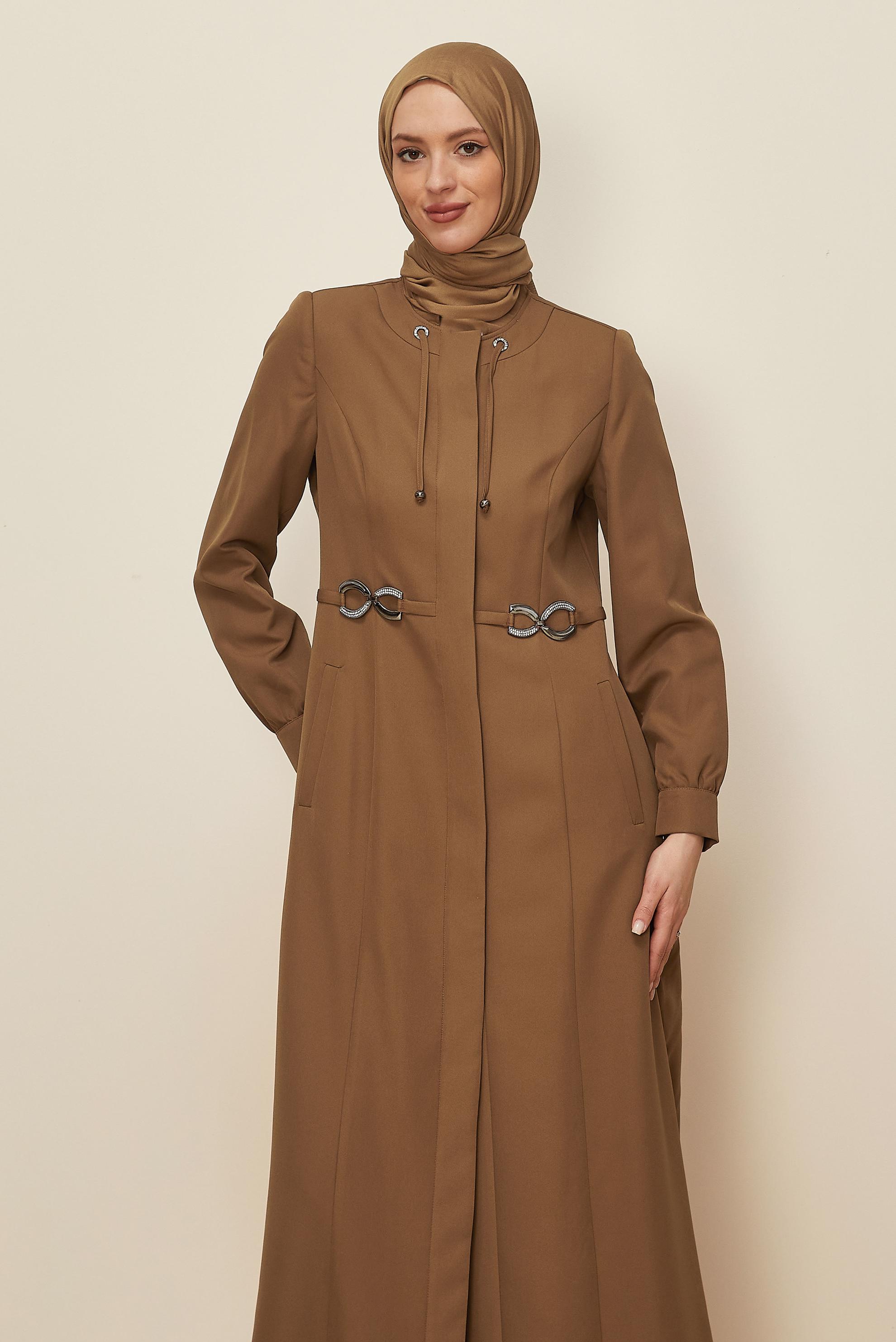 Tesettür giyim TABA GİZLİ DÜĞMELİ PARDESÜ 10661 