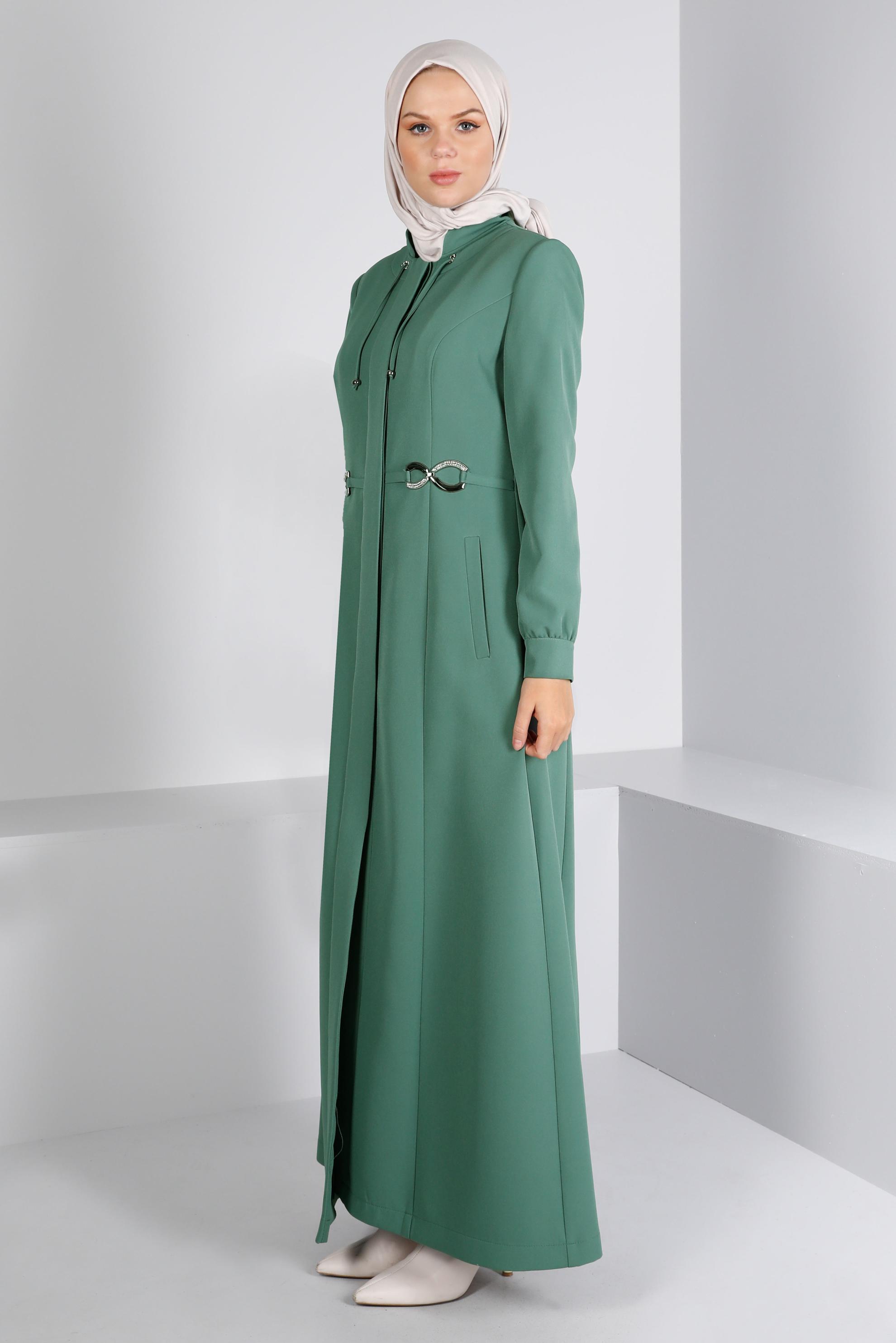 Tesettür giyim YEŞİL GİZLİ DÜĞMELİ PARDESÜ 10661 