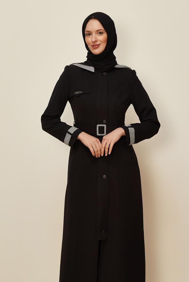 Tesettür giyim SİYAH KEMERLİ KAPÜŞONLU PARDESÜ 10673 - ALVİNA