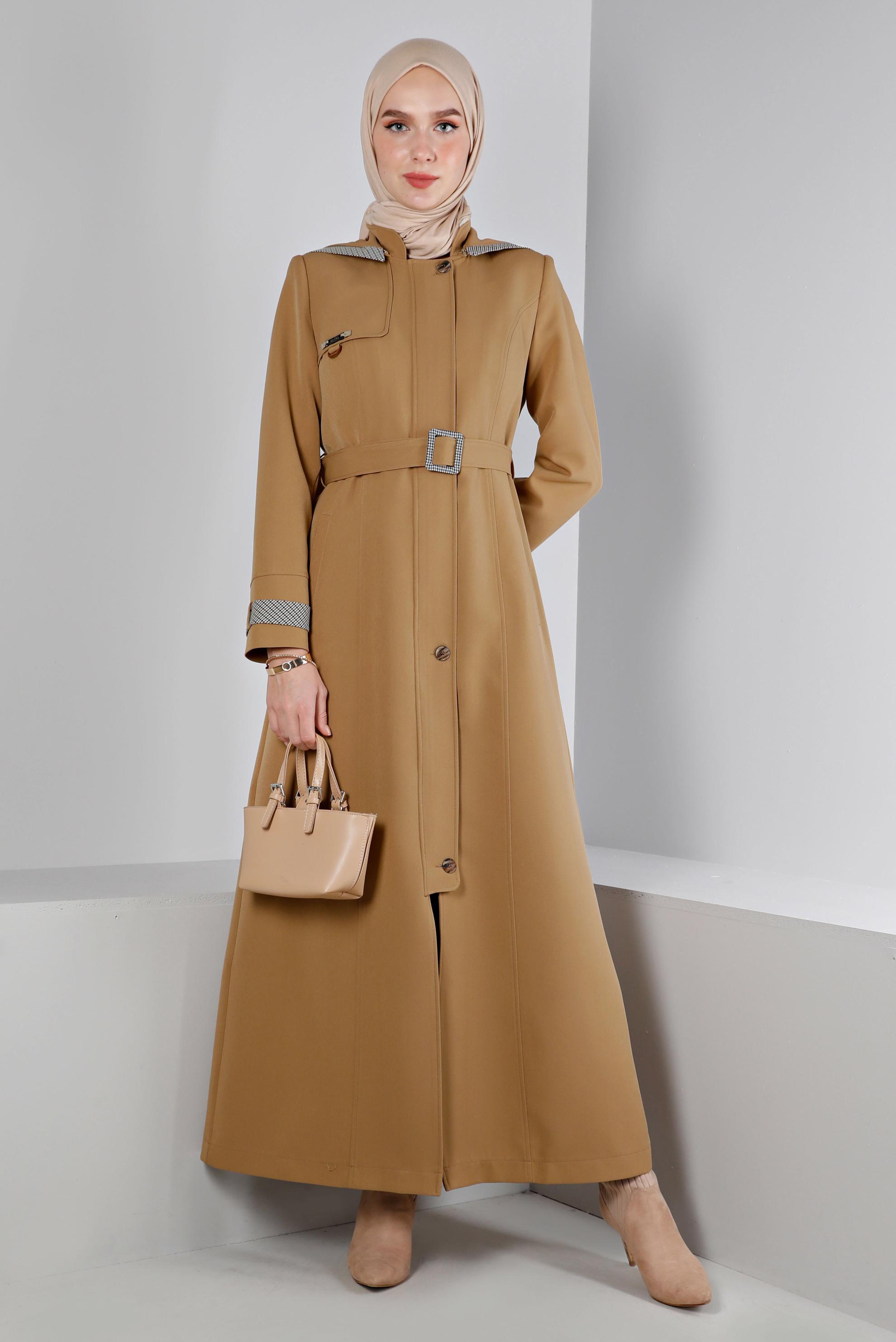 Tesettür giyim KAHVE MANŞETLERİ EKOSE DESENLİ KAPÜŞONLU PARDESÜ 10673 