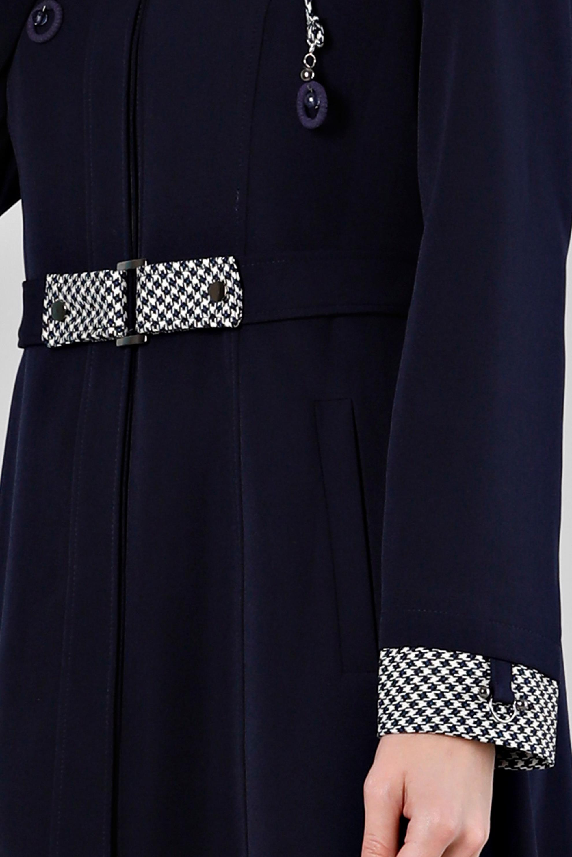 Tesettür giyim LACİVERT MANŞETLERİ EKOSE DESENLİ KAPÜŞONLU PARDESÜ 10684 