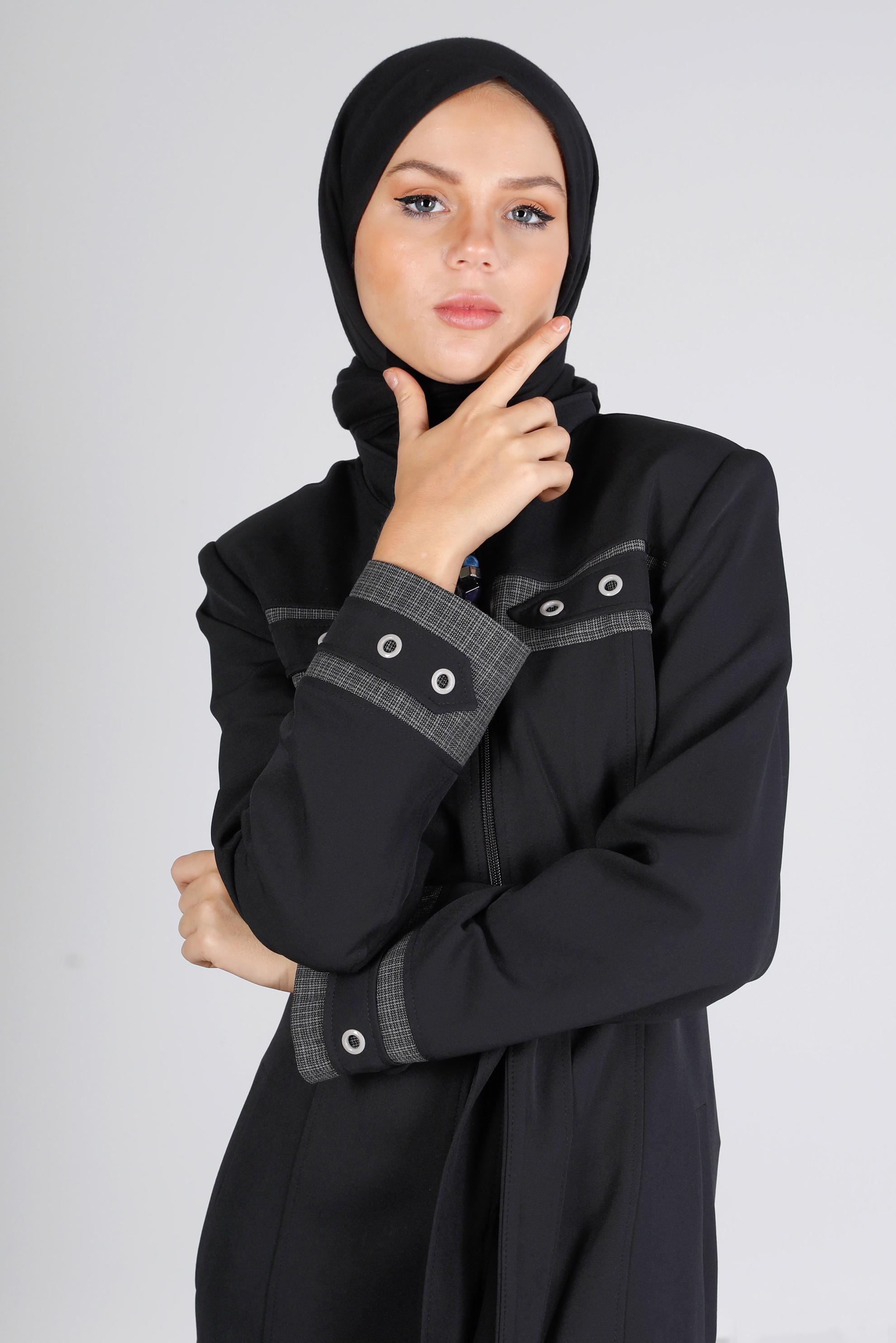 Tesettür giyim SİYAH KUŞAKLI FERMUARLI PARDESÜ 10687