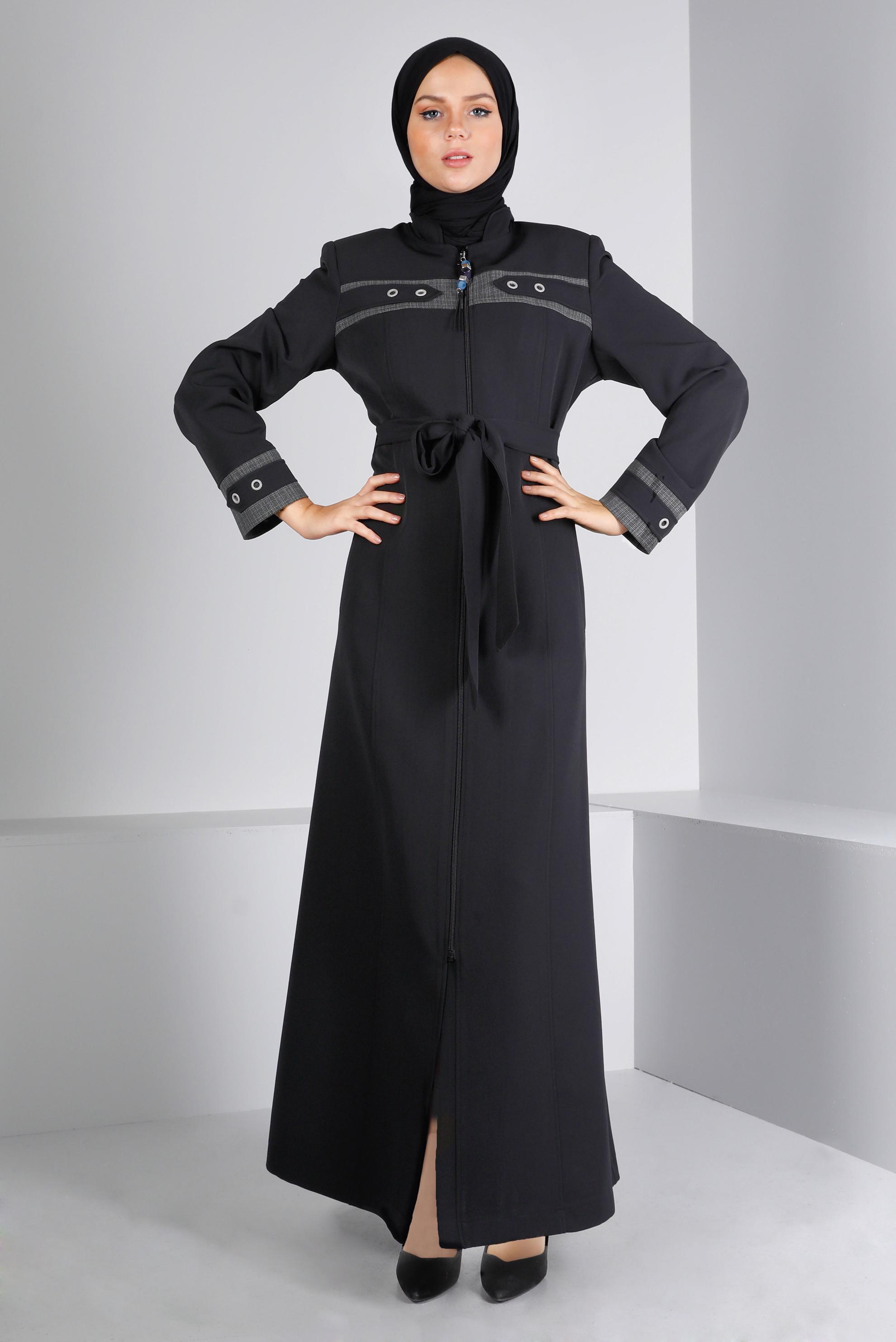 Tesettür giyim SİYAH KUŞAKLI FERMUARLI PARDESÜ 10687