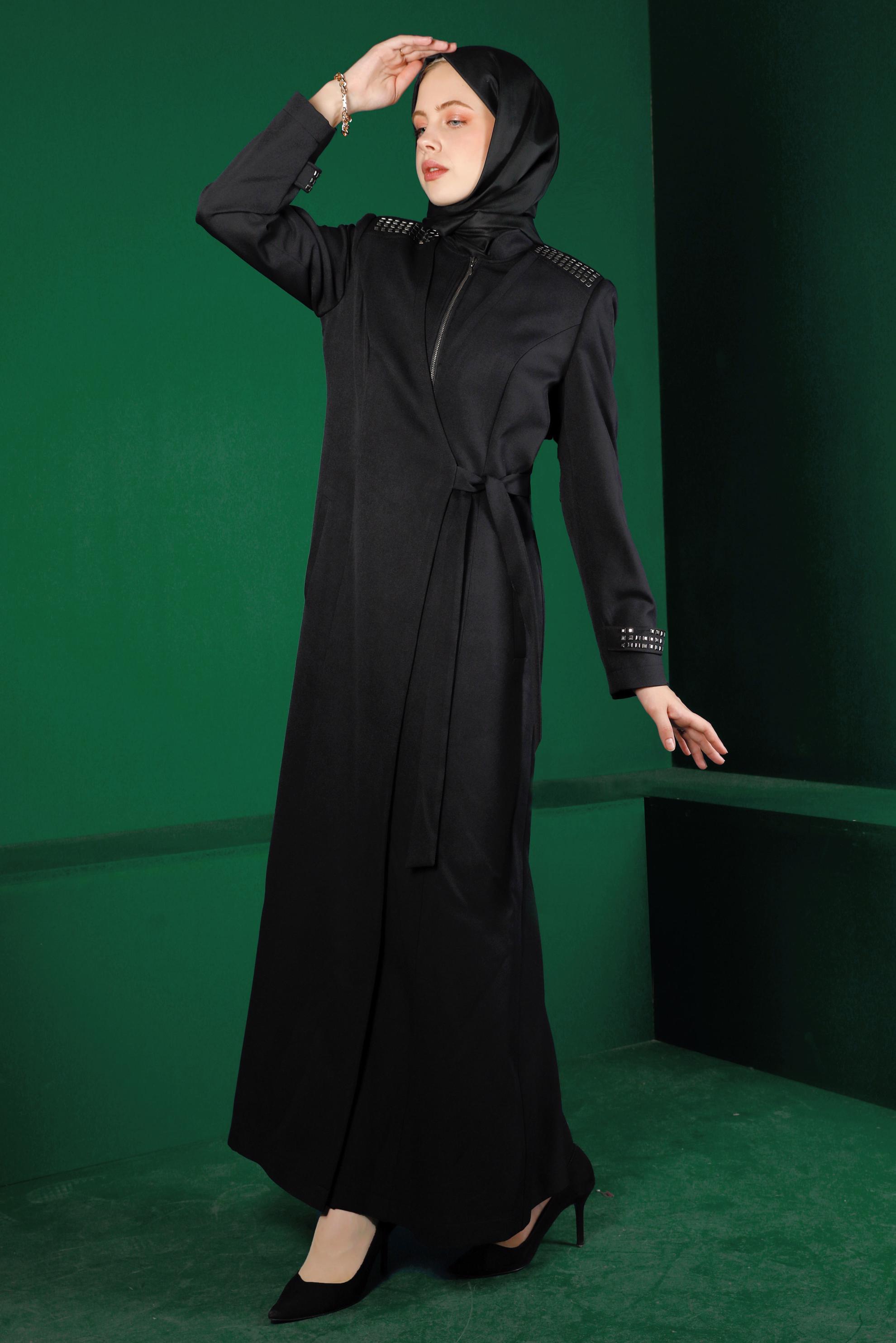 Tesettür giyim SİYAH ZIMBA DETAYLI YANDAN BAĞLAMALI PARDESÜ 10677