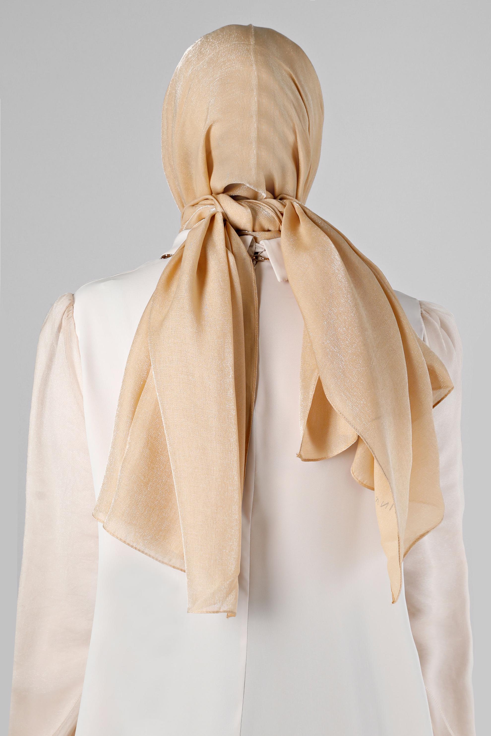 Tesettür giyim ALTIN ALVİNA PARILTI BANTLI ŞAL 8210