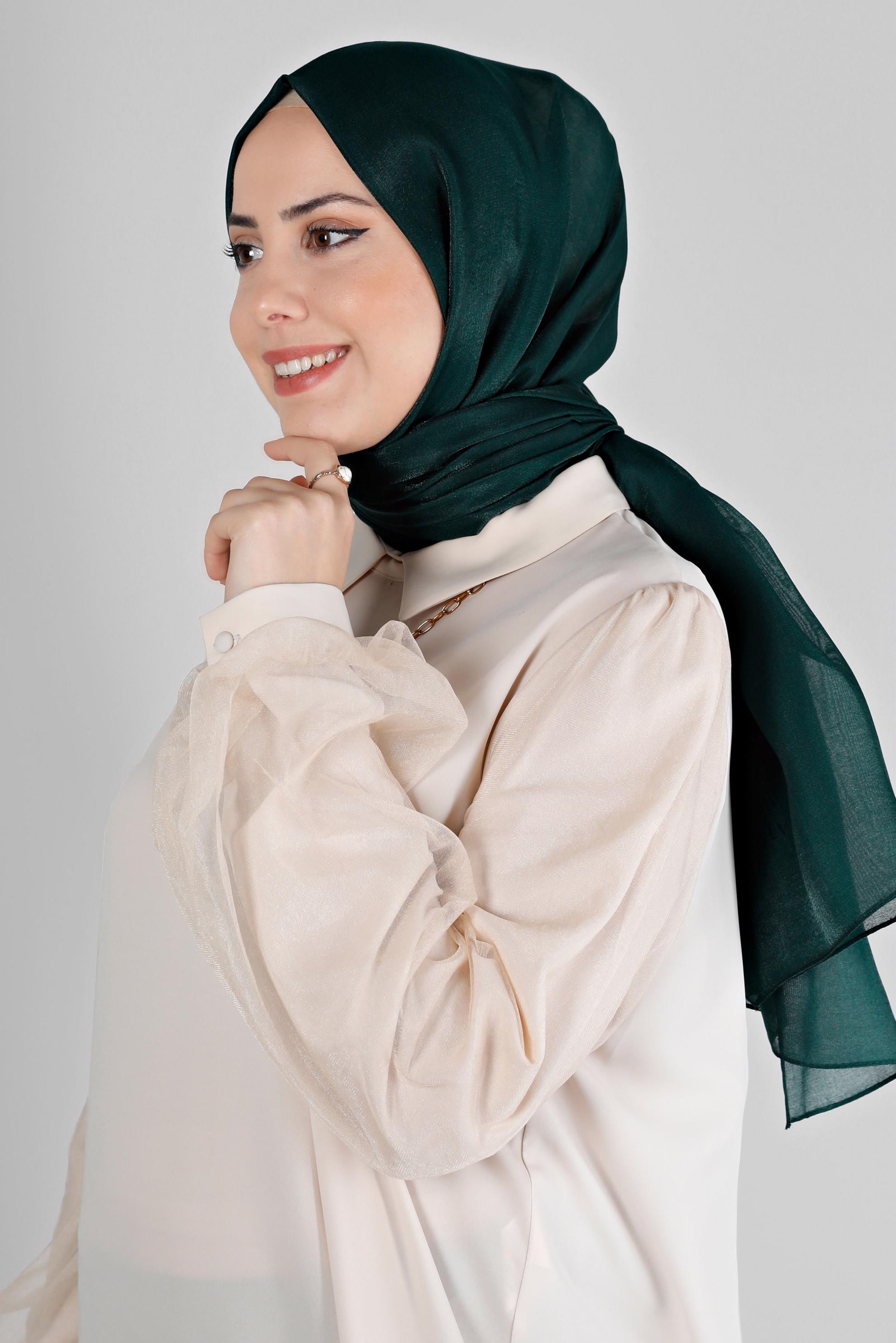 Tesettür giyim YEŞİL ALVİNA PARILTI BANTLI ŞAL 8210