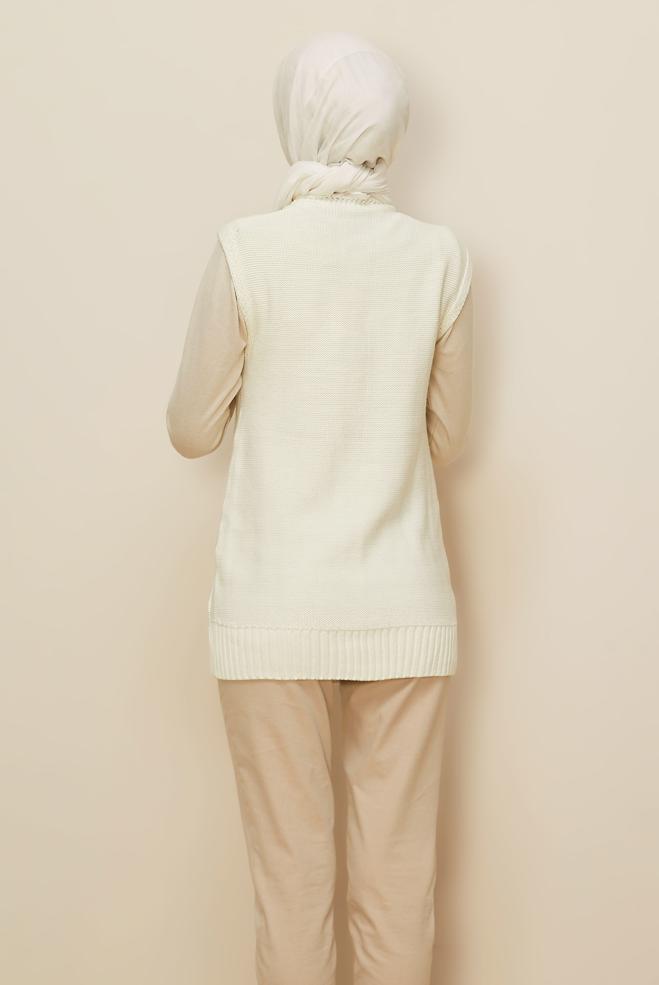 Vêtements hijab BLANC PULL EN MAILLE TORSADÊE 43122	 - ALVİNA