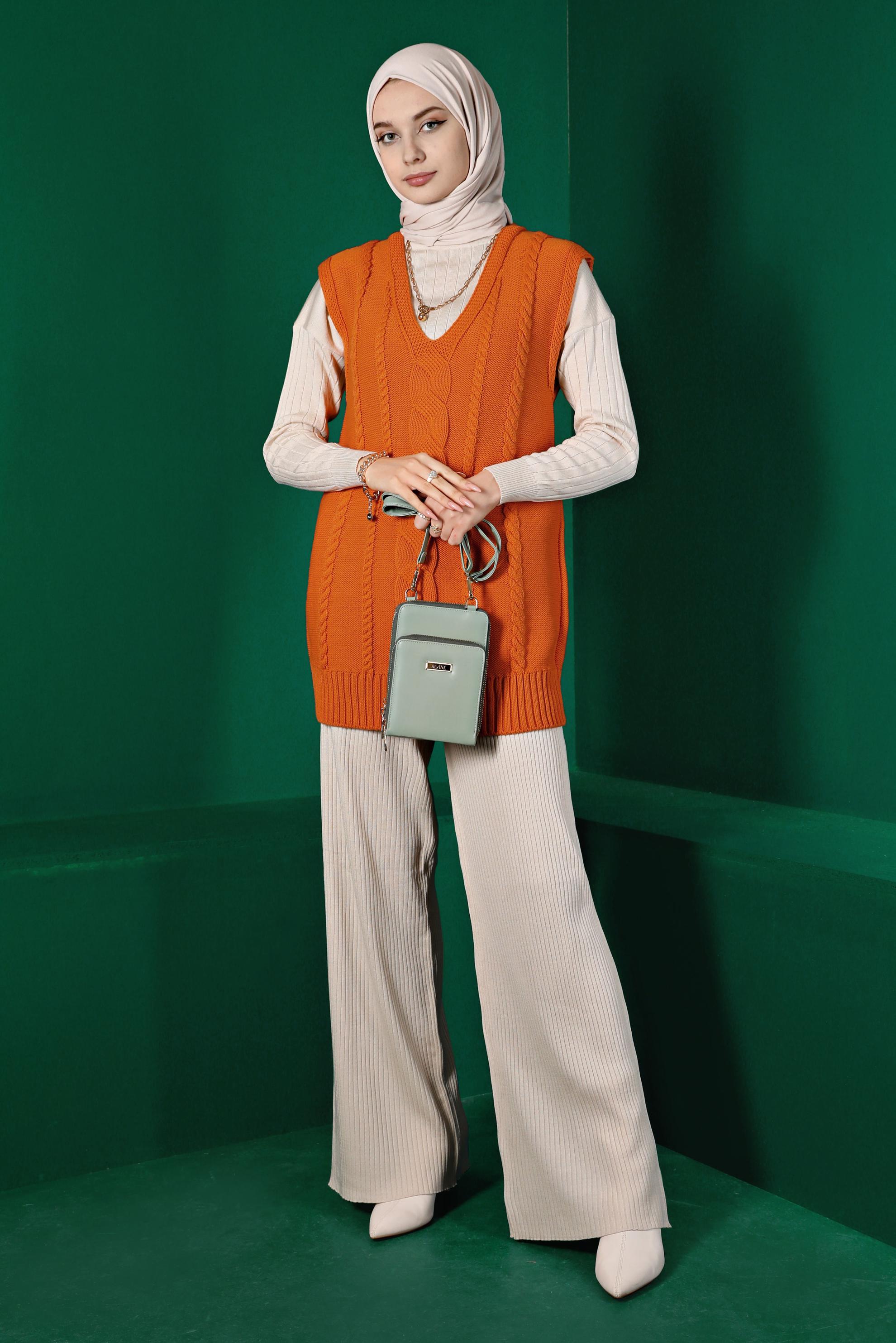 Vêtements hijab ORANGE PULL EN MAILLE TORSADÊE 43122	