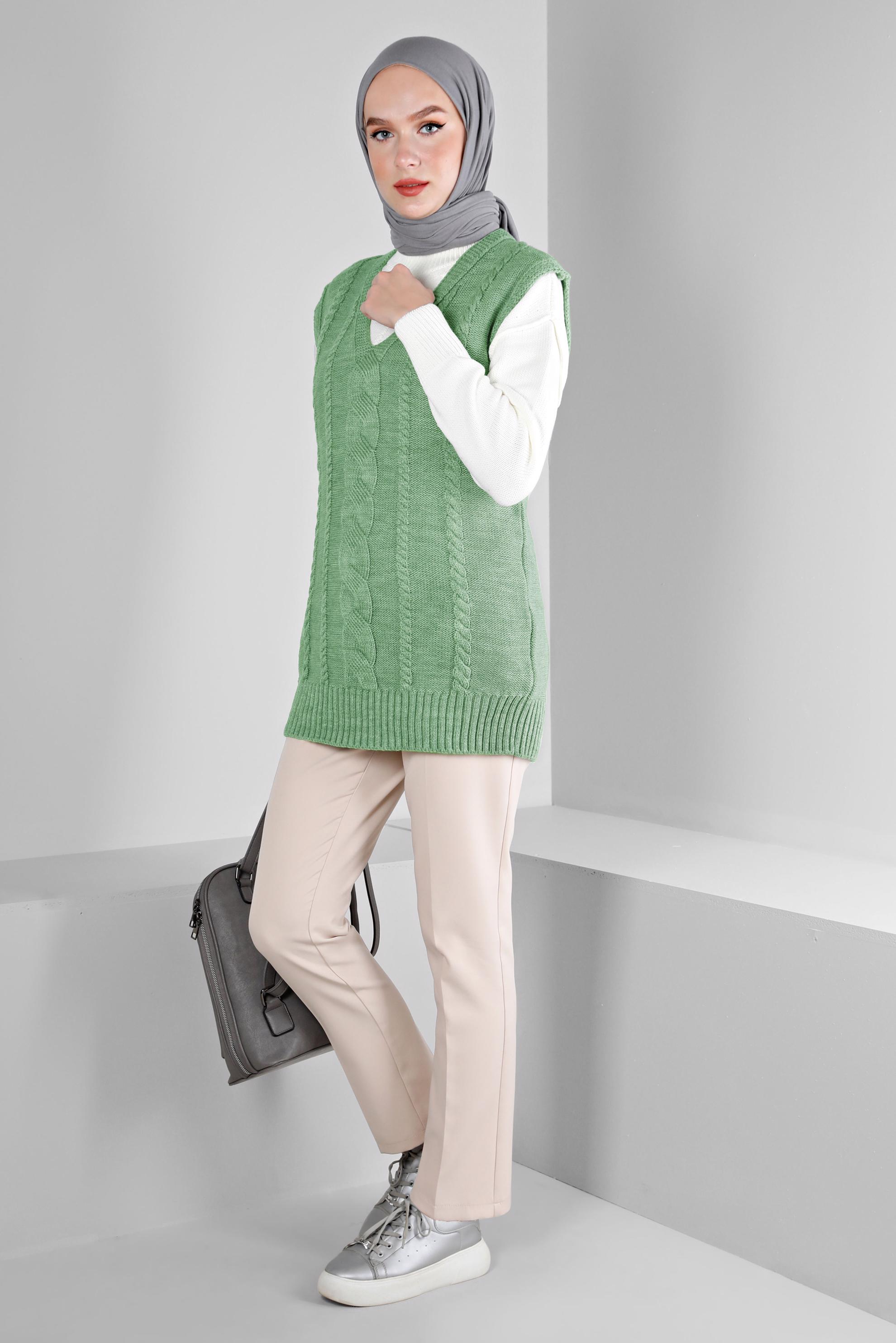 Vêtements hijab VERT PULL EN MAILLE TORSADÊE 43122	