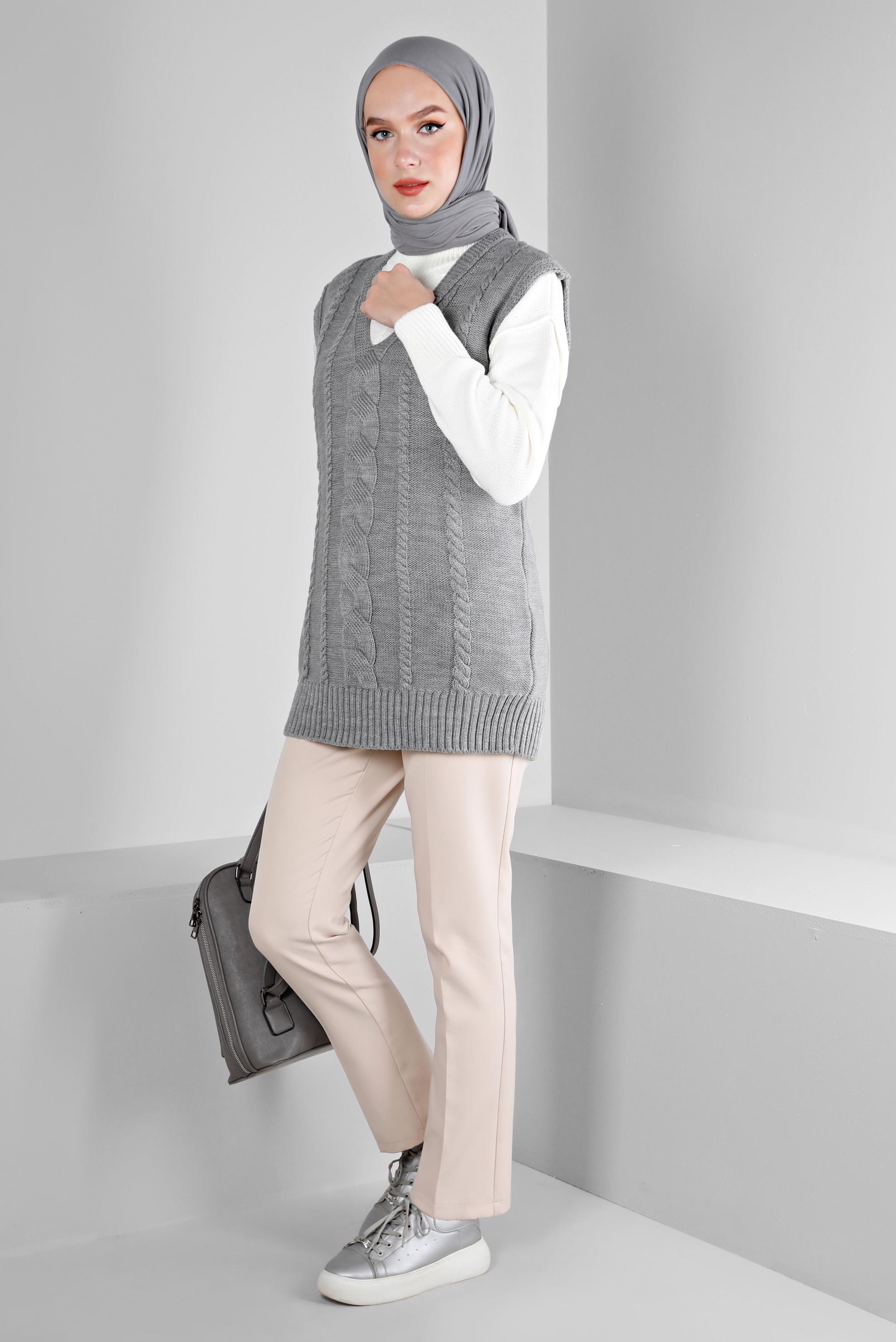 Tesettür giyim GRİ ÖRGÜ DETAYLI TRİKO SÜVETER 43122	