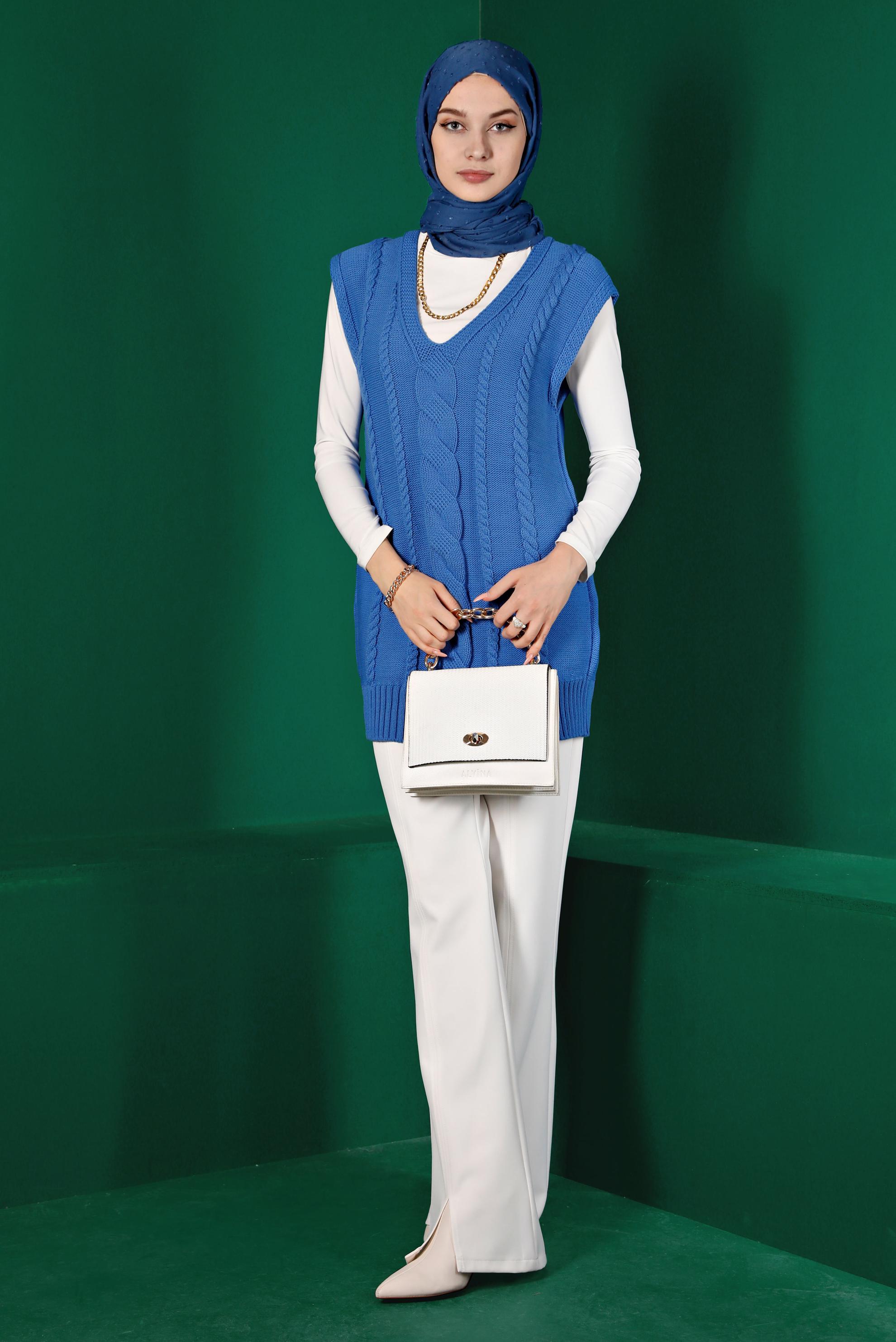 Tesettür giyim MAVİ ÖRGÜ DETAYLI TRİKO SÜVETER 43122	