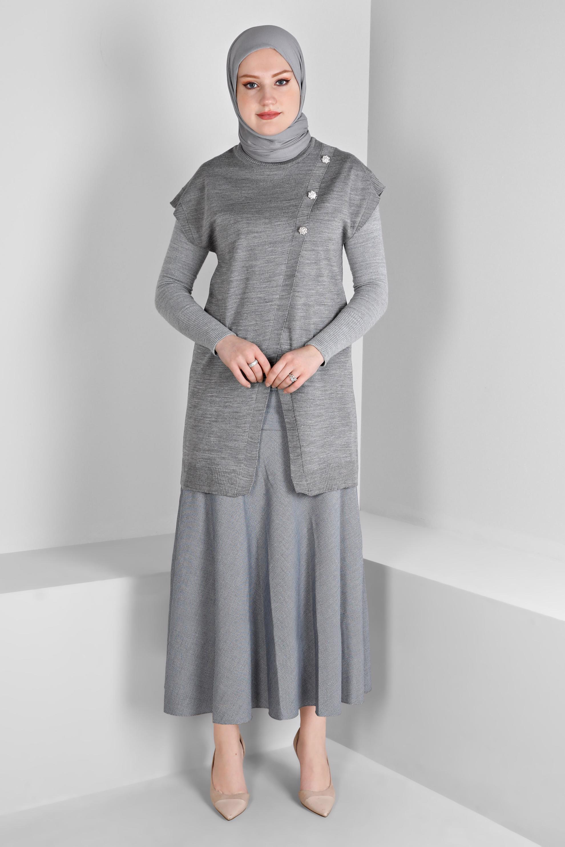 Tesettür giyim GRİ TAŞ DETAYLI TRİKO SÜVETER 43124
