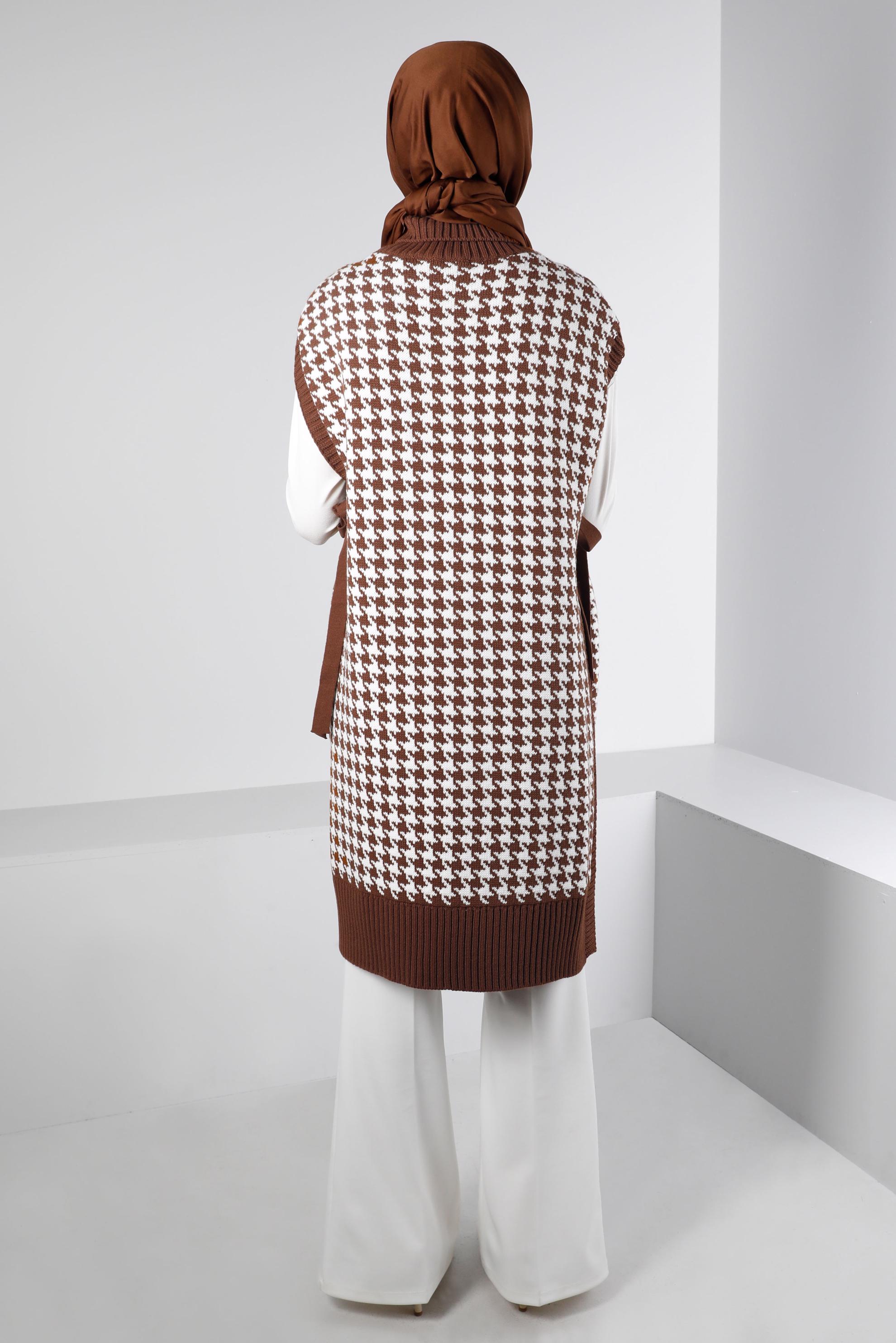 Tesettür giyim TABA YANDAN BAĞLAMALI KAZAYAĞI DESENLİ TRİKO SÜVETER 43141 