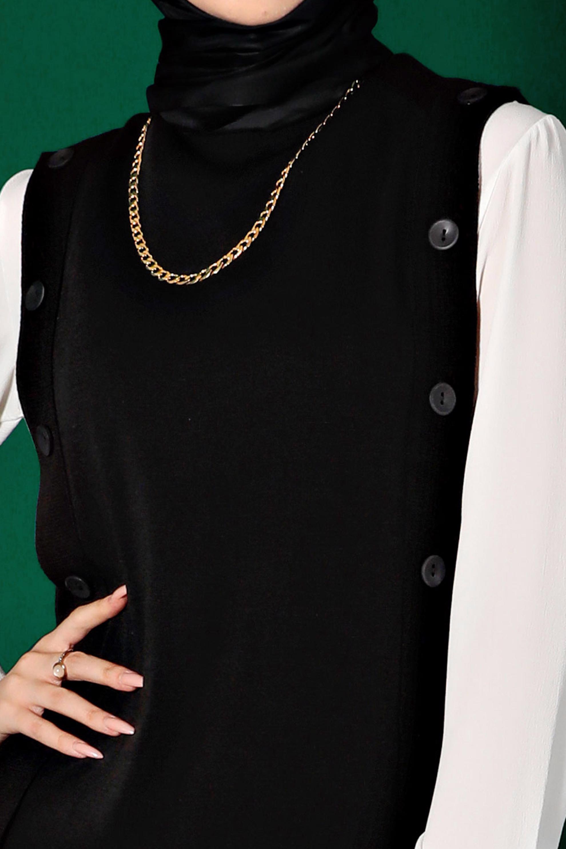 Tesettür giyim SİYAH DÜĞME DETAYLI TRİKO SÜVETER 43210 