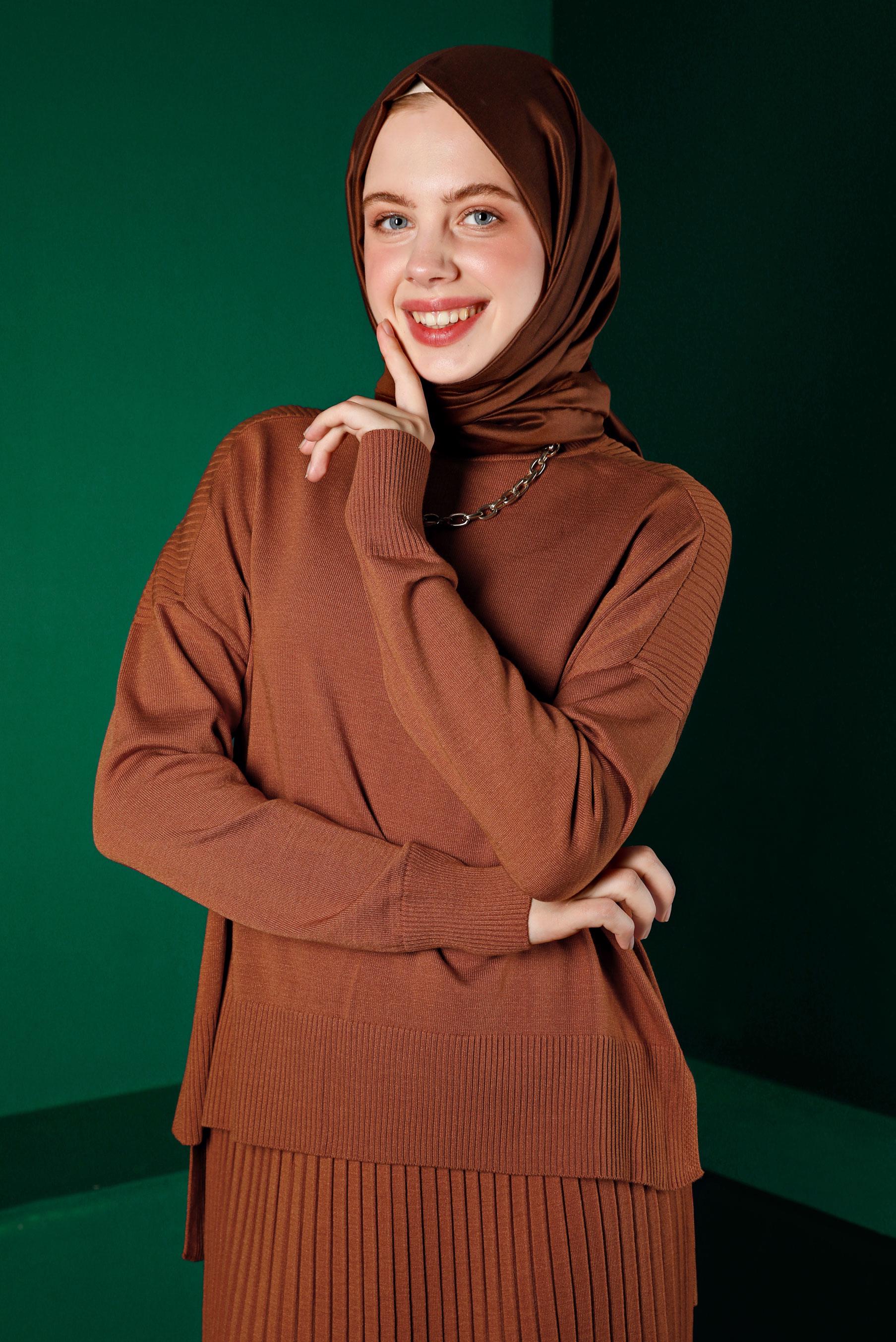 Tesettür giyim TURUNCU PİLELİ TRİKO İKİLİ ETEKLİ TAKIM 43132 