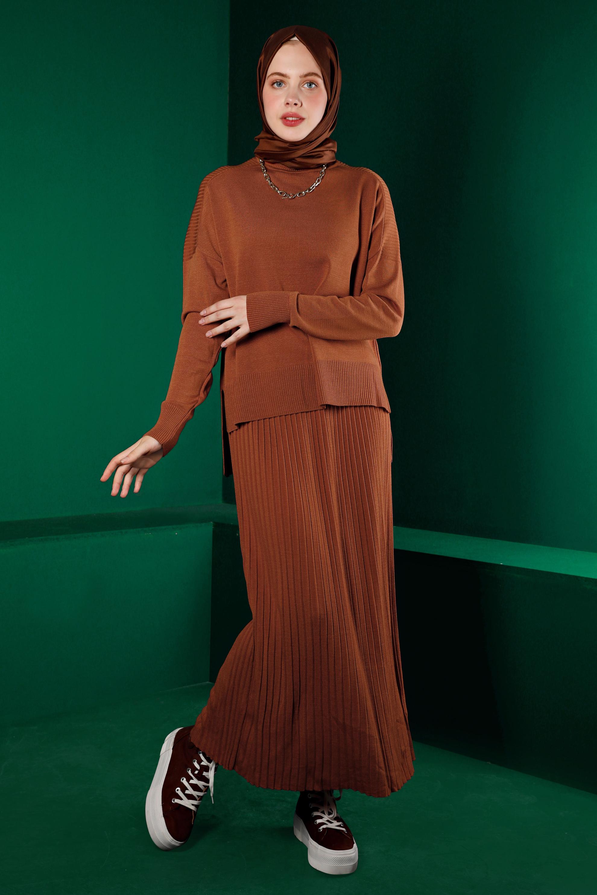 Tesettür giyim TURUNCU PİLELİ TRİKO İKİLİ ETEKLİ TAKIM 43132 