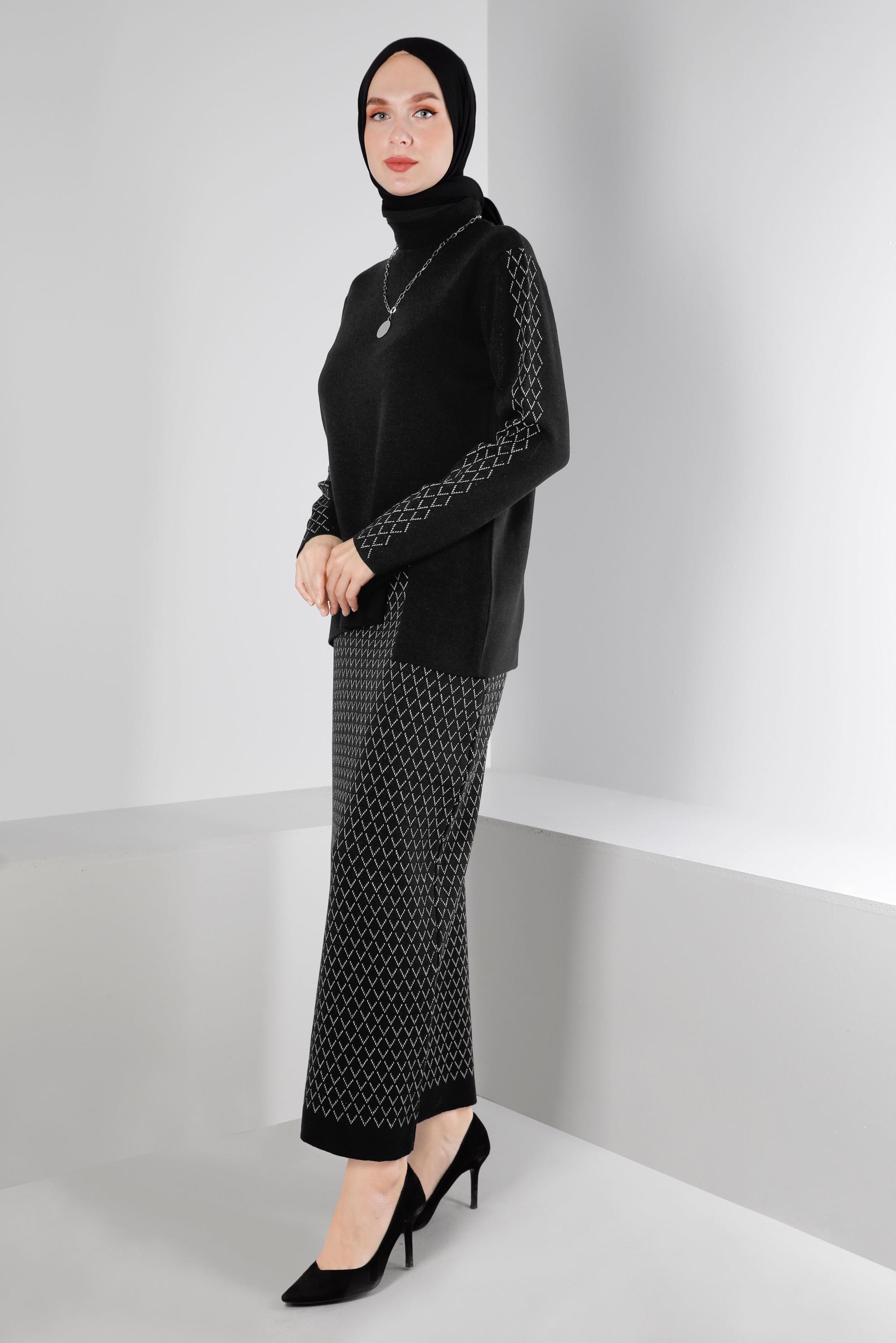 Tesettür giyim SİYAH DESENLİ TRİKO ETEKLİ TAKIM 43219