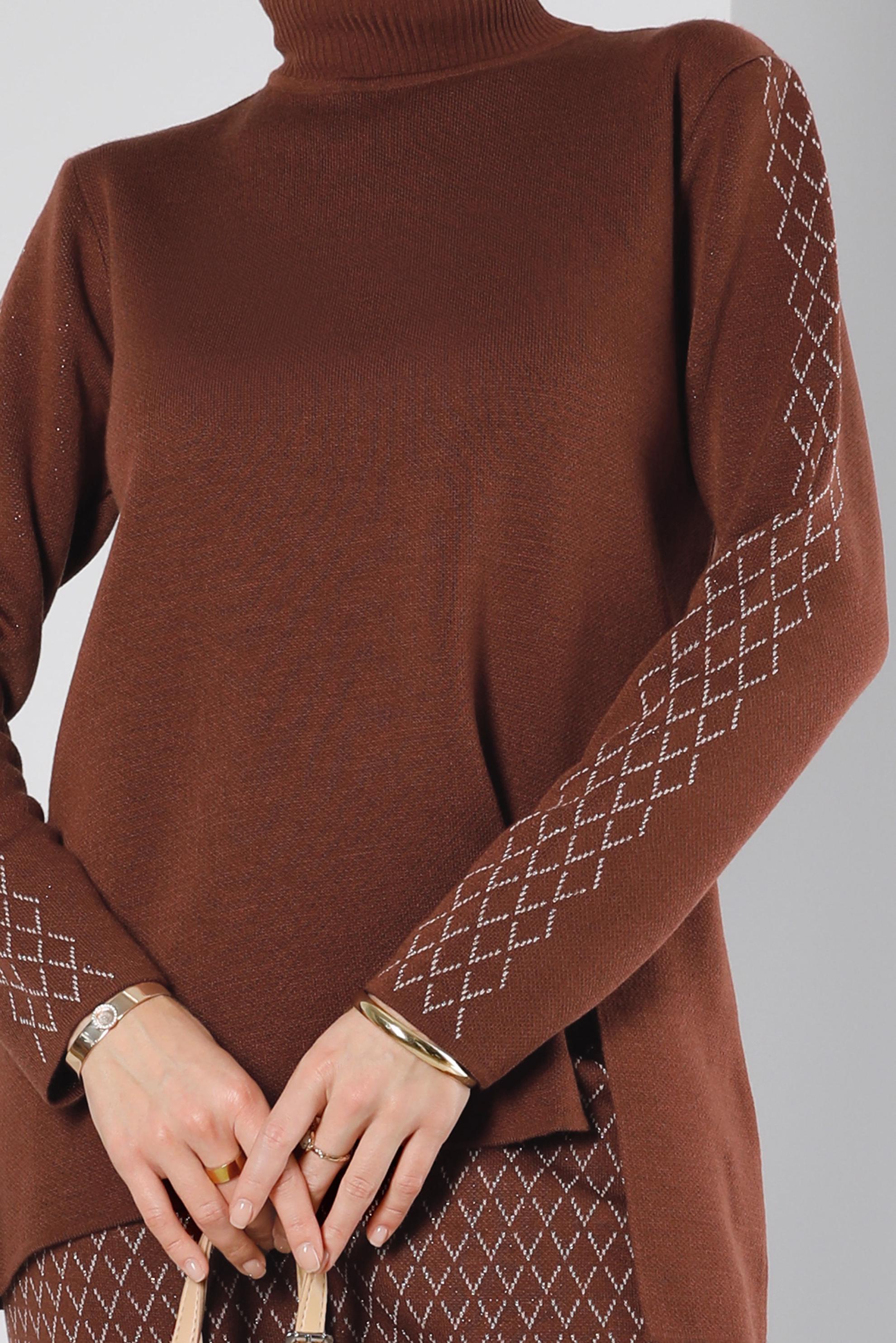 Vêtements hijab BRUN COSTUME AVEC JUPE EN MAILLE À MOTIFS 43219