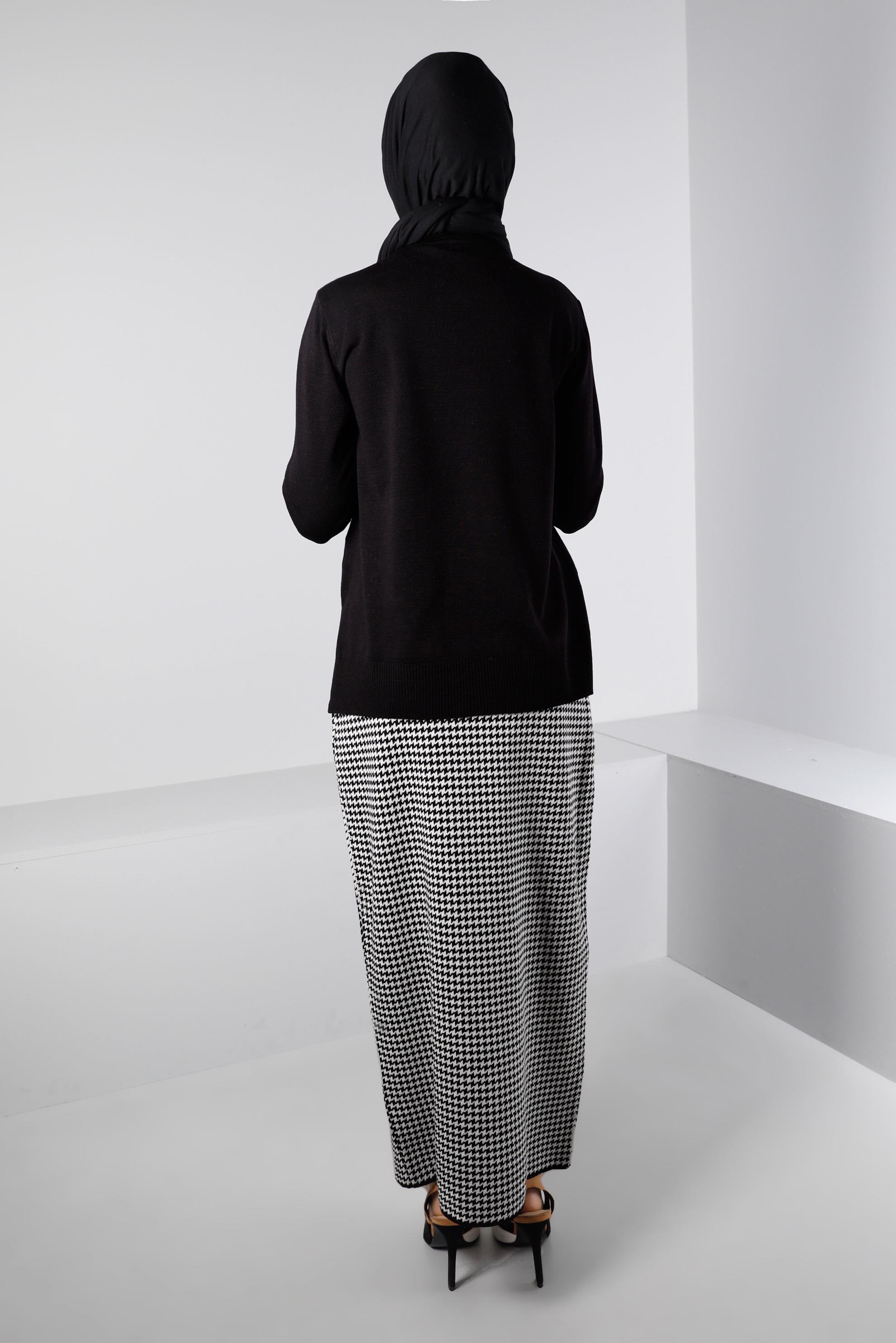 Vêtements hijab NOIR COSTUME AVEC JUPE EN MAILLE À MOTIF DE DÉTAILS GEM 43220