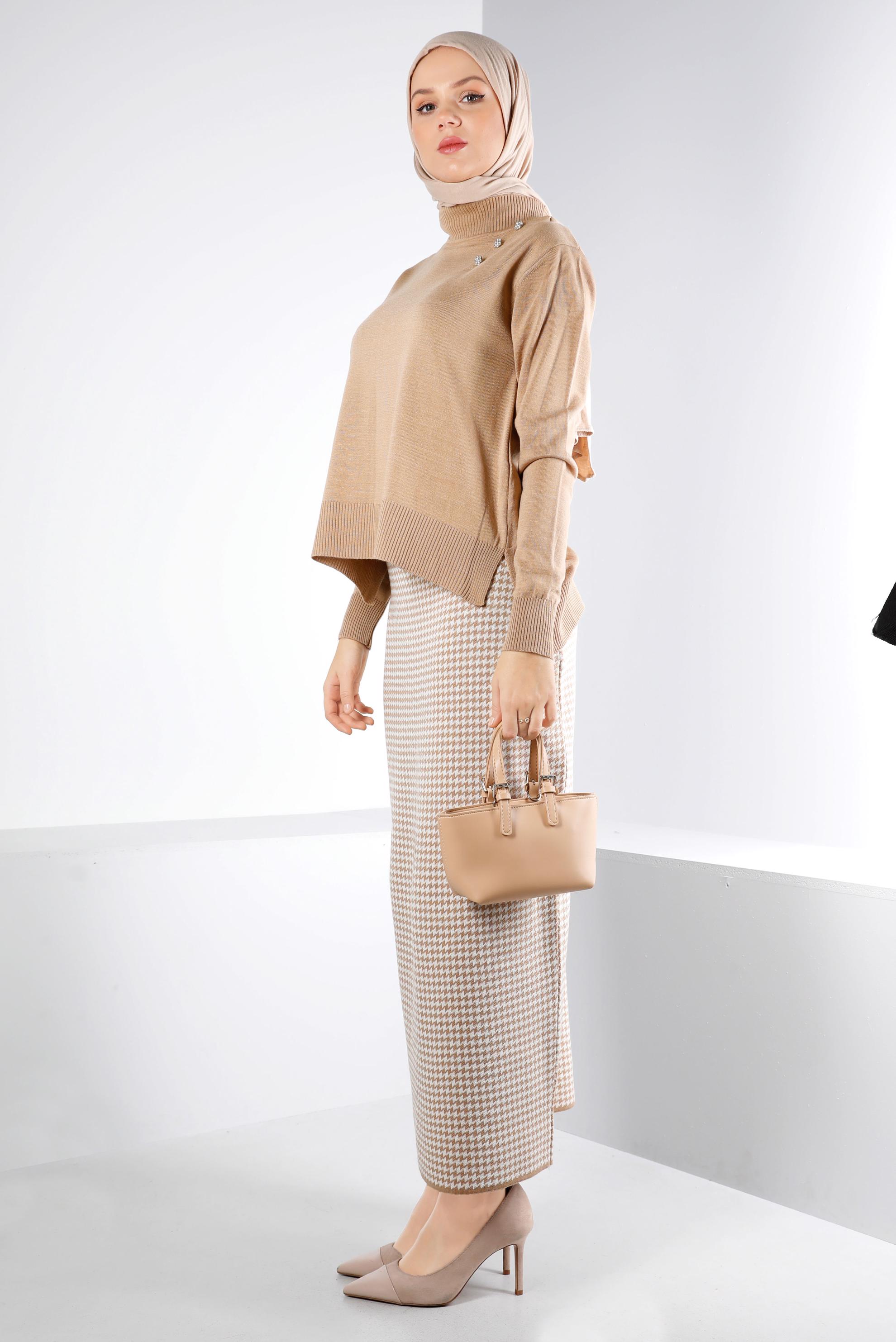 Tesettür giyim KAHVE TAŞ DETAYLI DESENLİ TRİKO ETEKLİ TAKIM 43220 