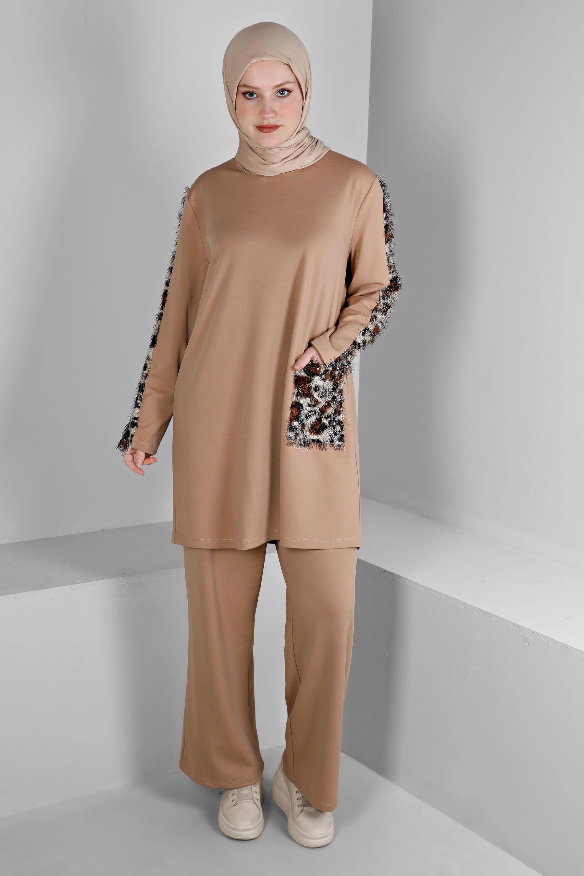 Vêtements hijab BEIGE ENSEMBLE DE COSTUME PANTALON FOURRURE À MOTIF LÉOPARD 20302