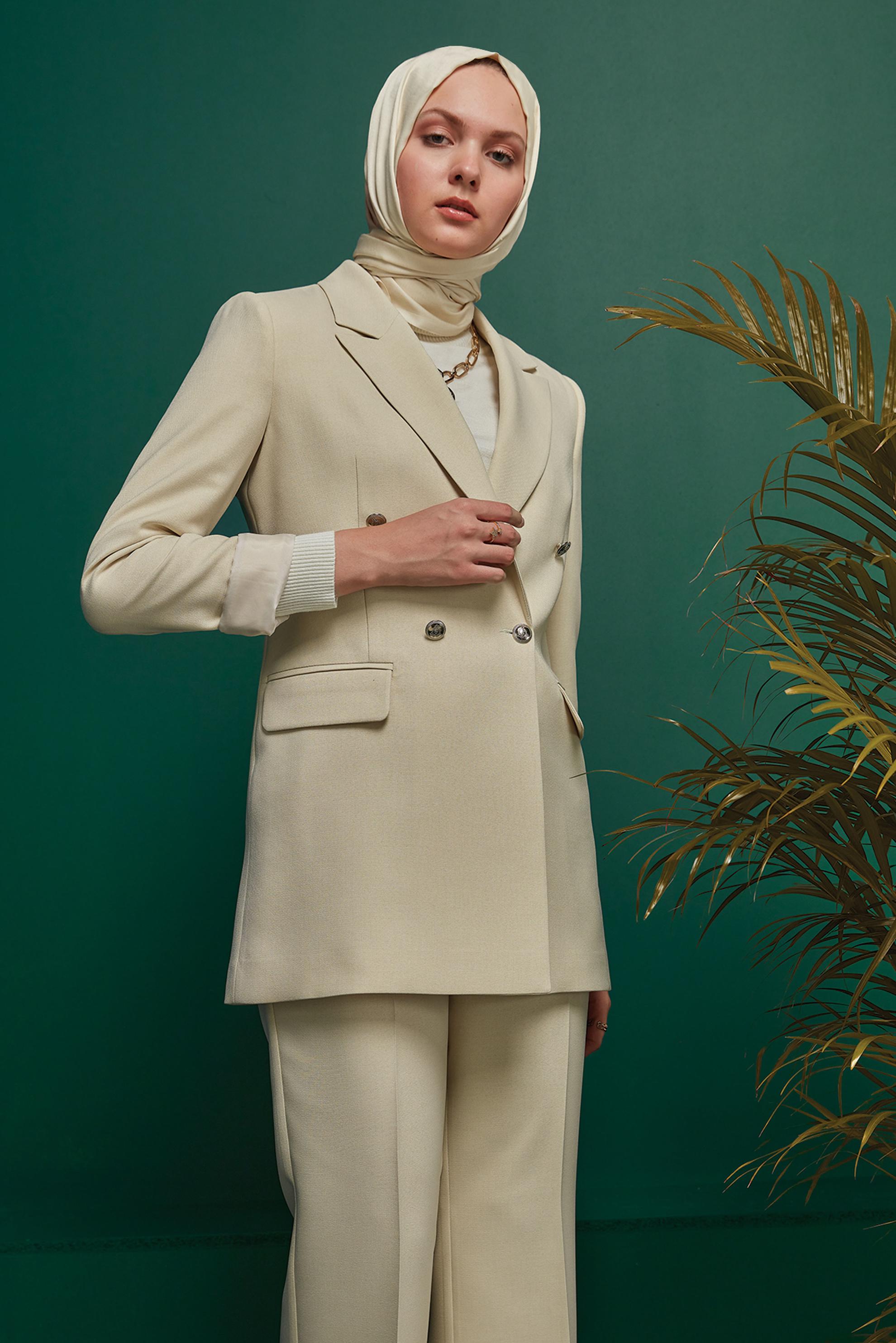 Tesettür giyim BEJ KLASİK PANTOLONLU TAKIM 30303