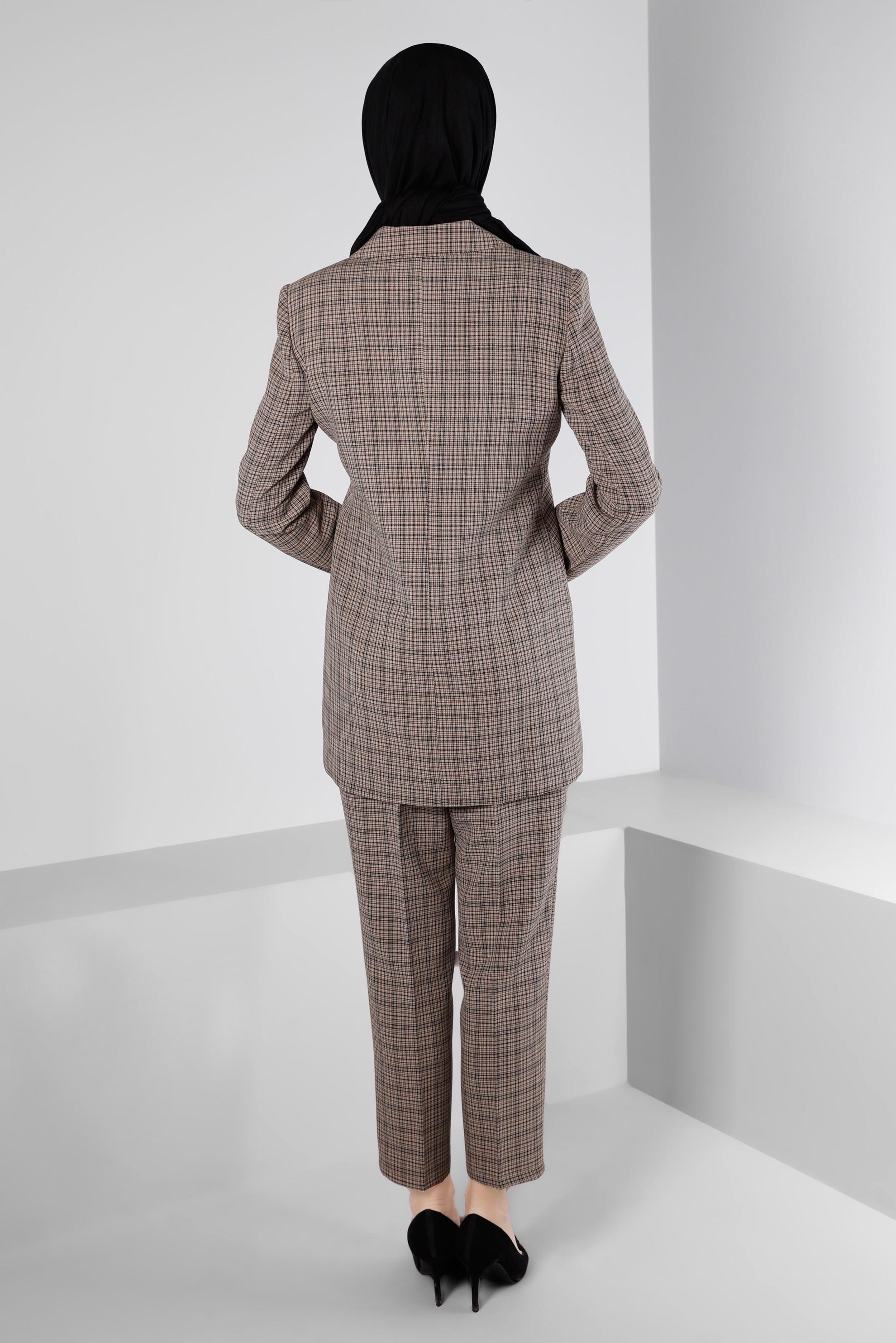 Tesettür giyim KAHVE EKOSE DESENLİ DÜĞMELİ İKİLİ PANT. TAKIM 30307