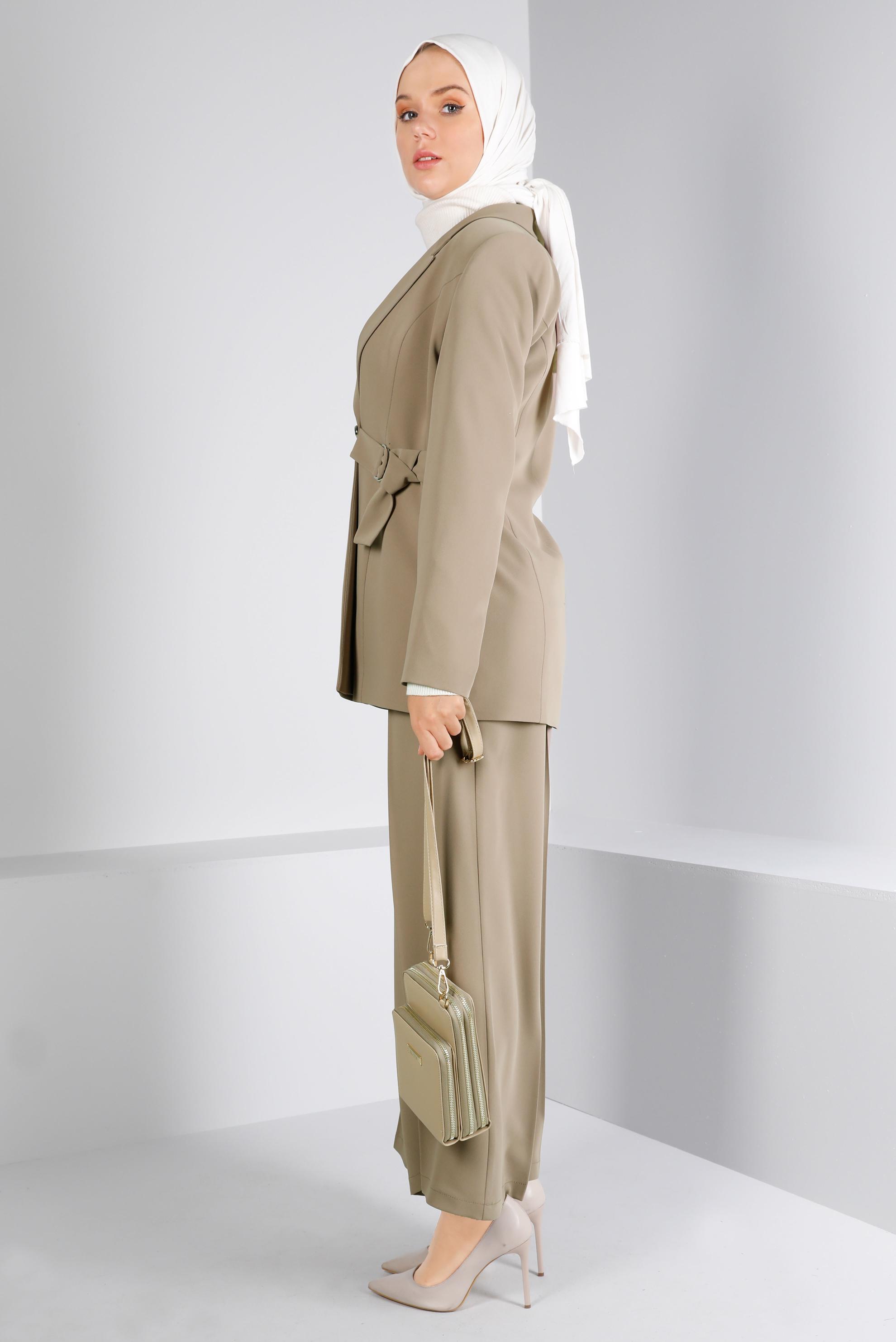 Tesettür giyim KAHVE KUŞAK DETAYLI DÜĞMELİ İKİLİ PANT. TAKIM 30309 