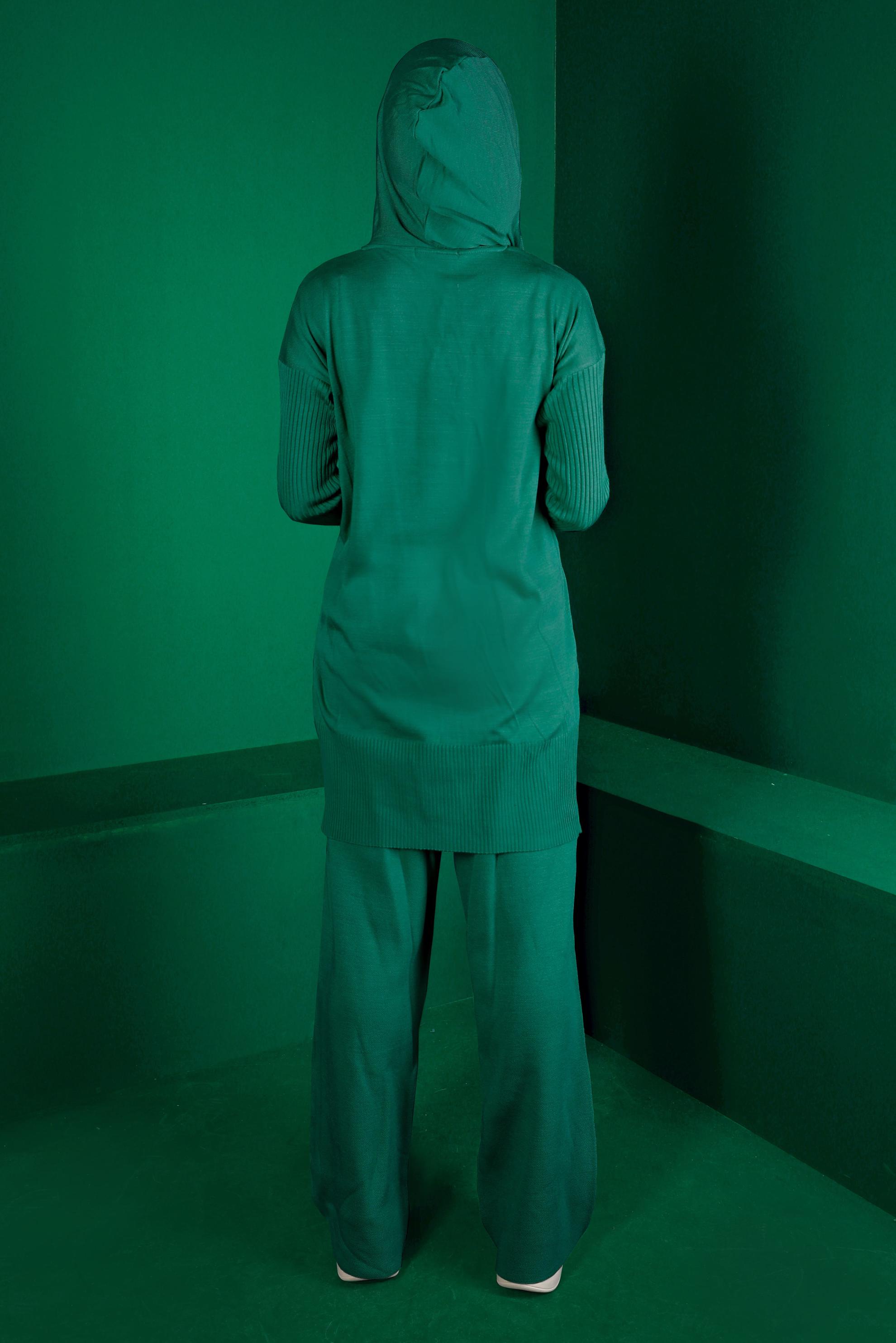 Tesettür giyim YEŞİL YIRTMAÇ DETAYLI İKİLİ PANT. TRİKO TAKIM 43213