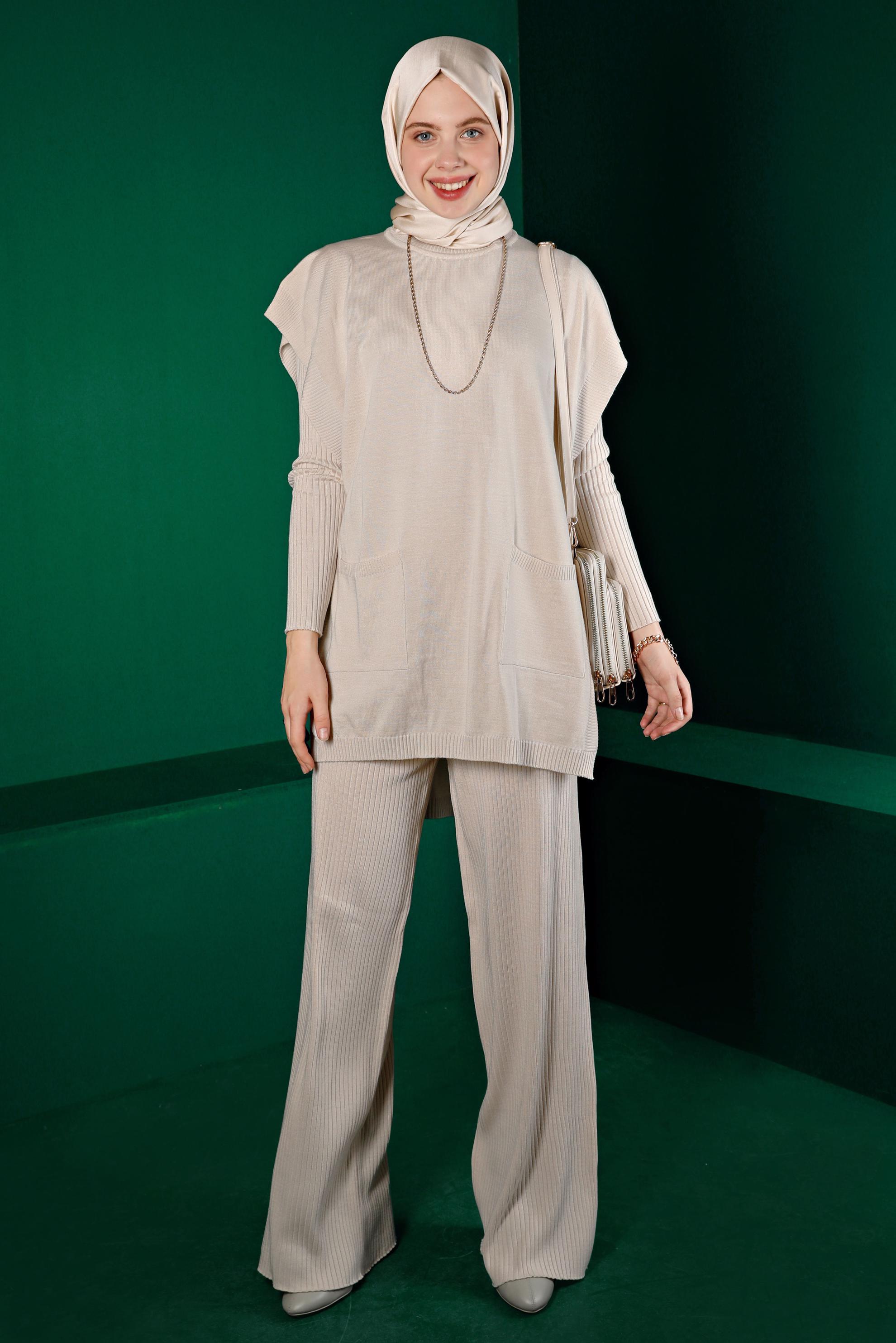 Tesettür giyim BEJ FİTİLLİ YIRTMAÇLI ÜÇLÜ PANTOLON TRİKO TAKIM 43214