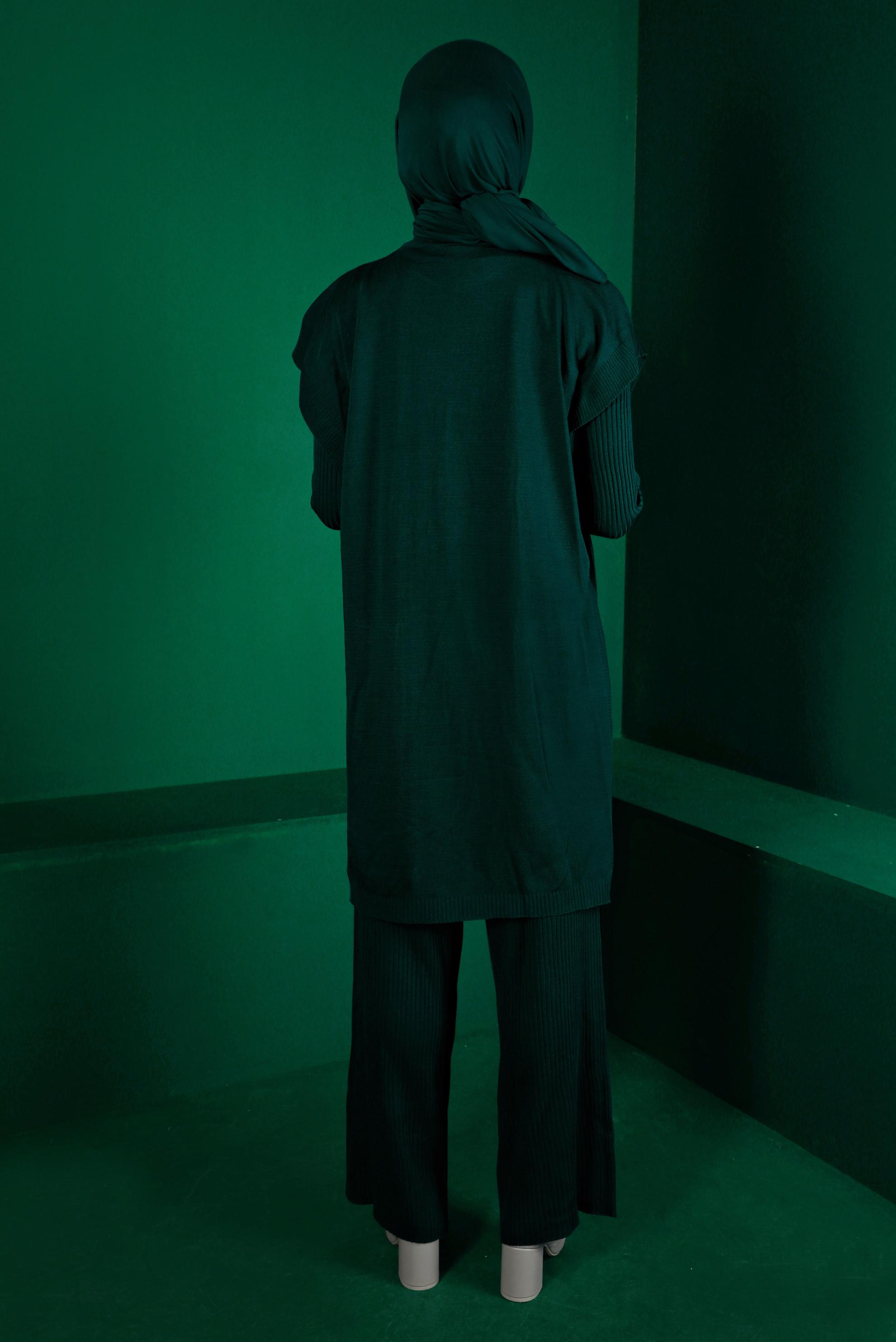 Tesettür giyim YEŞİL FİTİLLİ YIRTMAÇLI ÜÇLÜ PANTOLON TRİKO TAKIM 43214