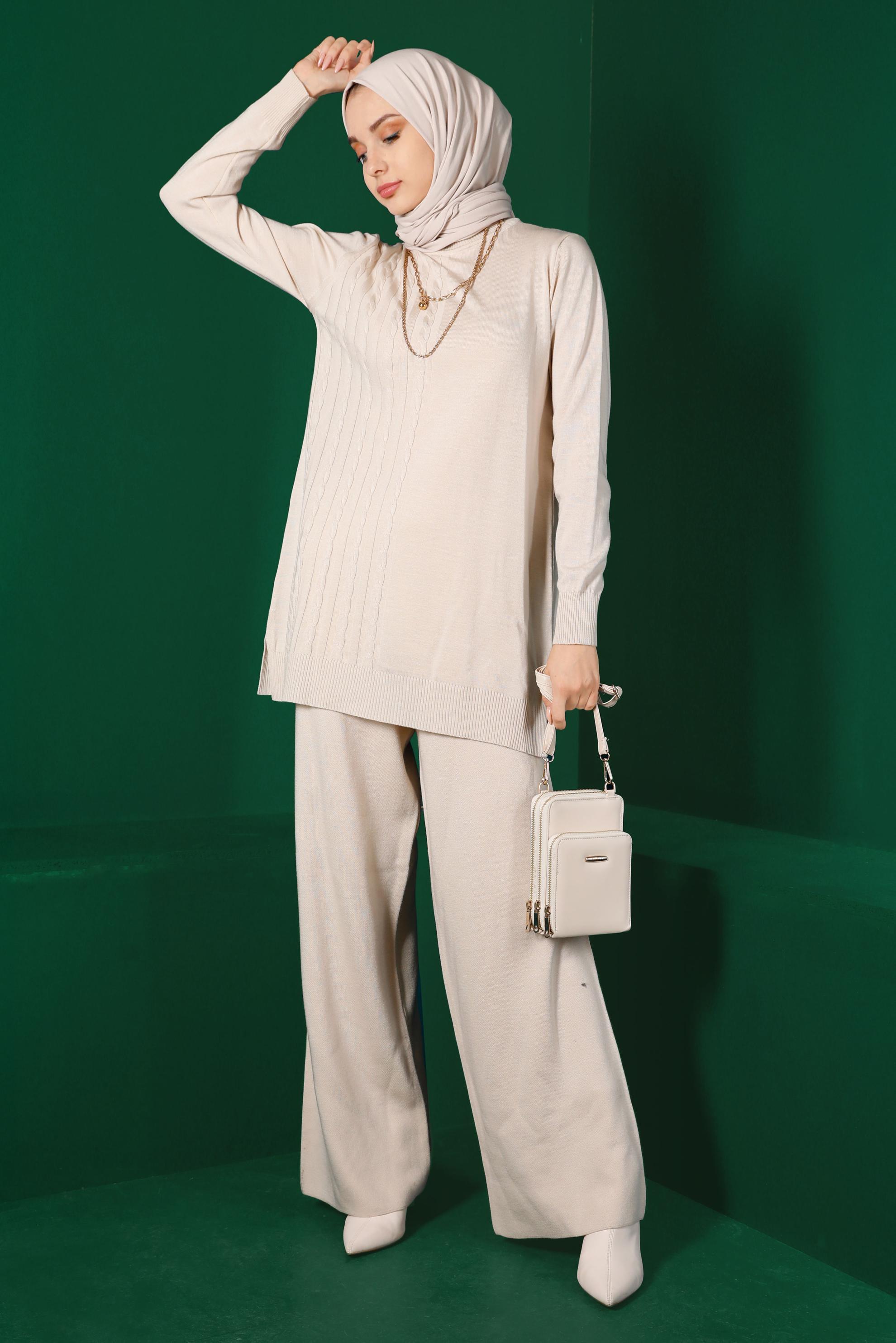 Tesettür giyim BEJ ÖRGÜ DETAYLI İKİLİ PANT. TRİKO TAKIM 43215