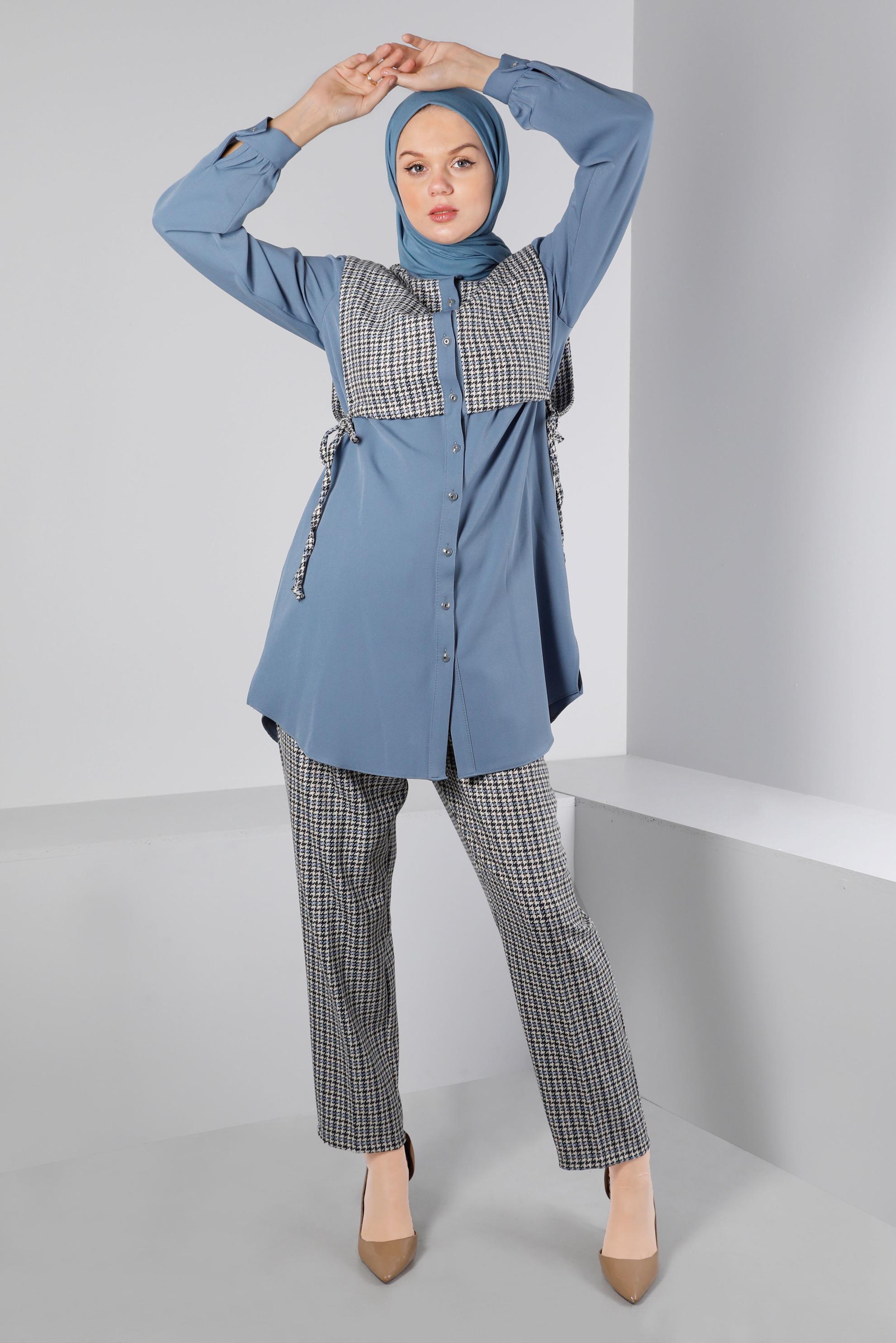 Tesettür giyim MAVİ BAĞLAMA DETAYLI KAZAYAĞI DESENLİ İKİLİ PANT. TAKIM 43266 