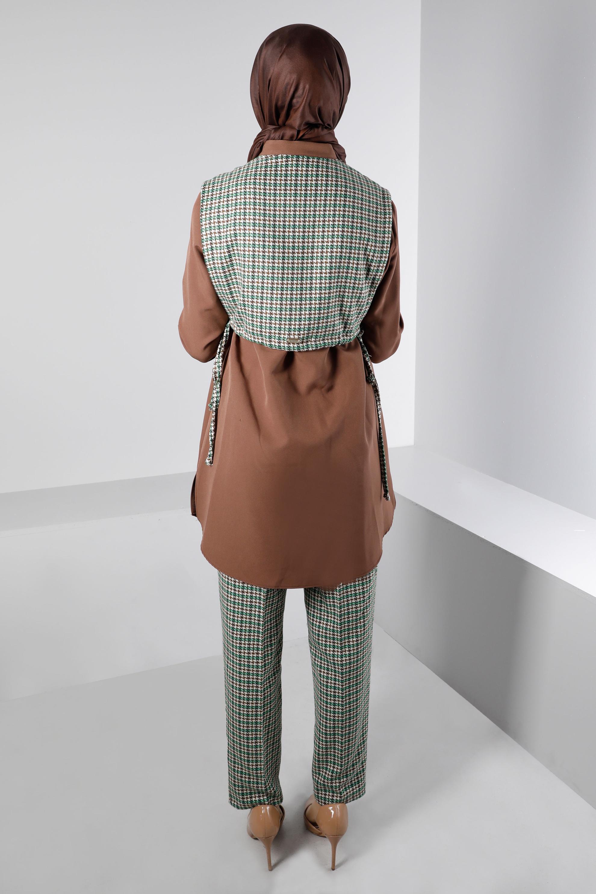 Tesettür giyim YEŞİL BAĞLAMA DETAYLI KAZAYAĞI DESENLİ İKİLİ PANT. TAKIM 43266 