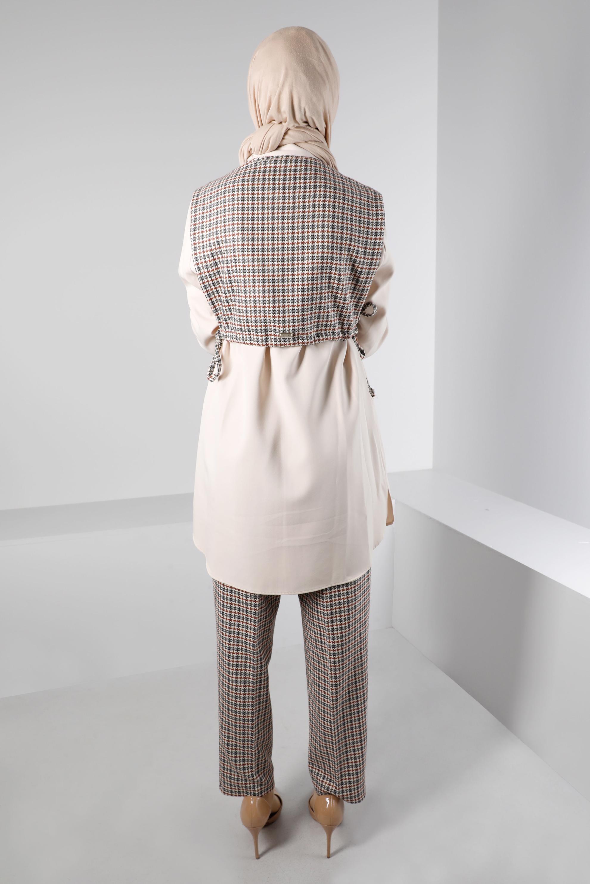 Tesettür giyim TURUNCU BAĞLAMA DETAYLI KAZAYAĞI DESENLİ İKİLİ PANT. TAKIM 43266 