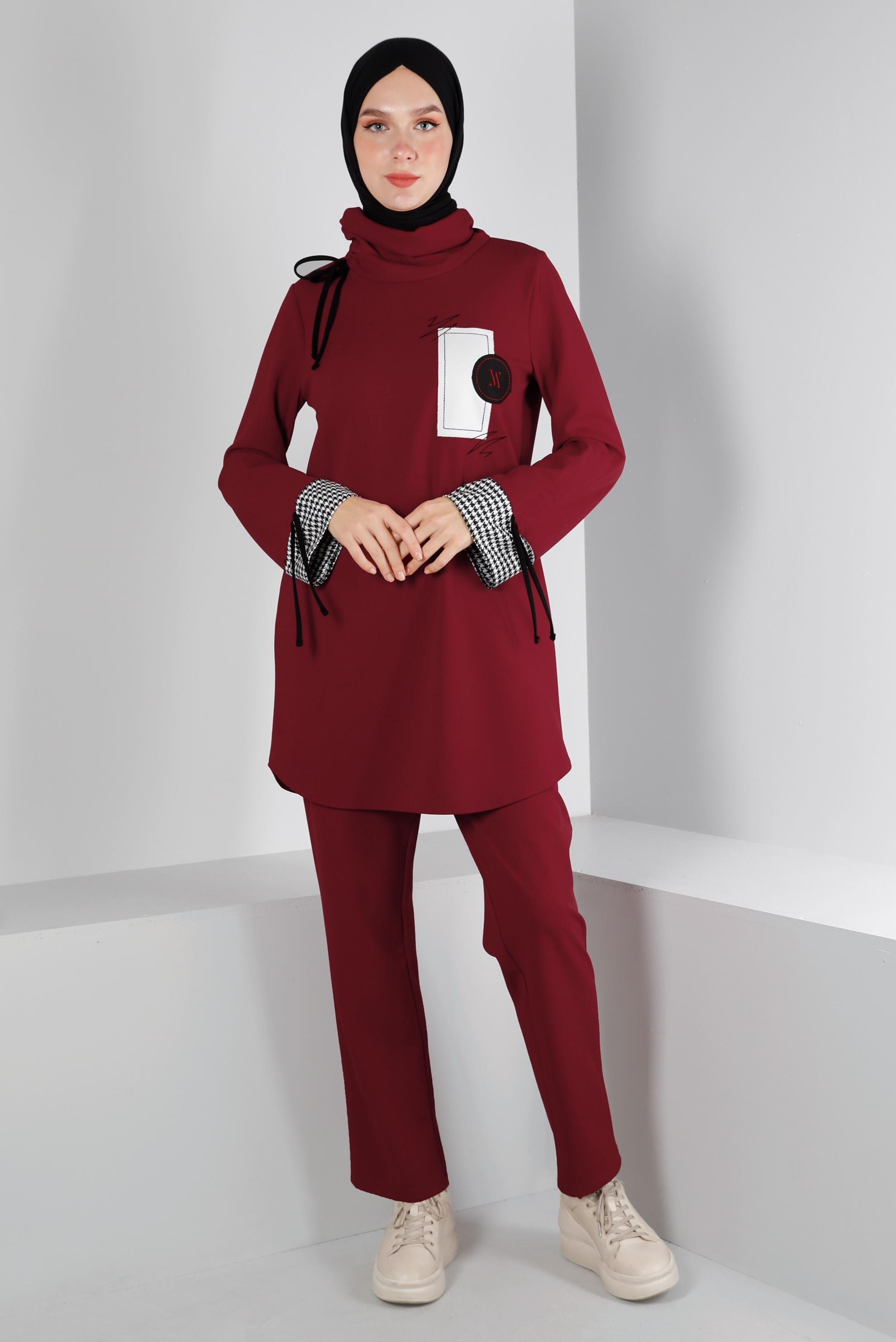 Tesettür giyim KIRMIZI BAĞCIK VE KAZAYAĞI DETAYLI İKİLİ TAKIM 43268
