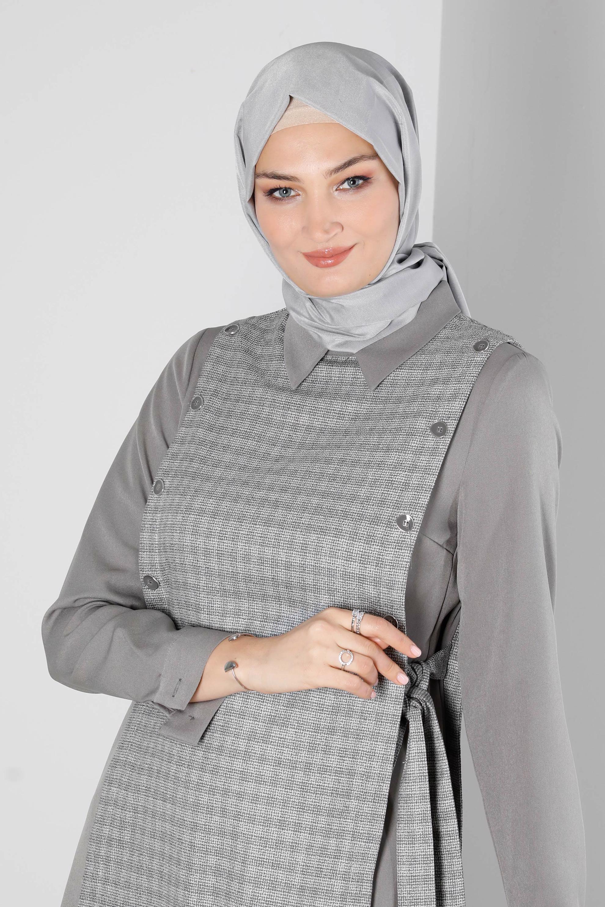 Tesettür giyim GRİ EKOSE DÜĞME DETAYLI İKİLİ PANTOLONLU TAKIM 43315