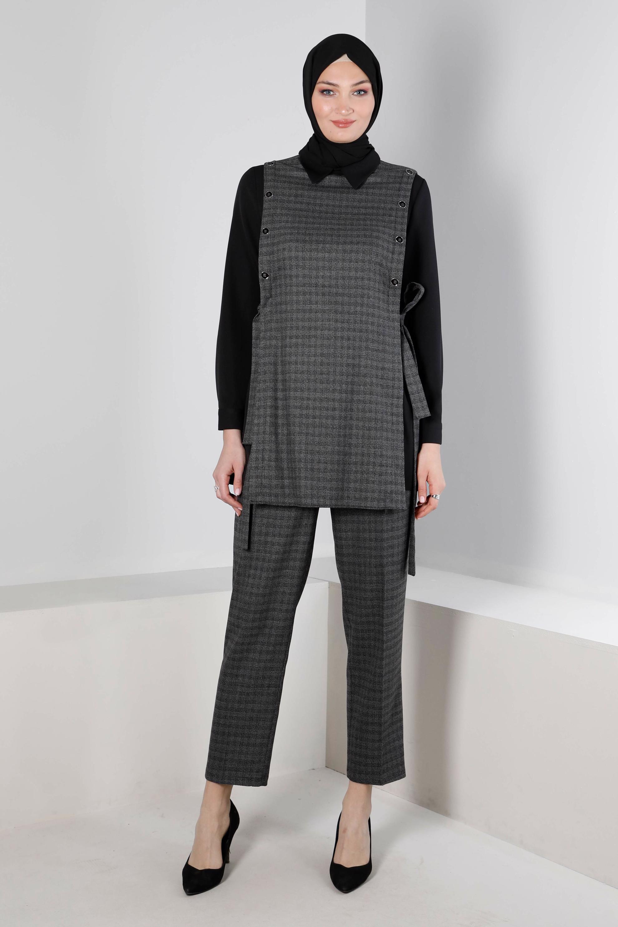 Tesettür giyim GRİ EKOSE DÜĞME DETAYLI İKİLİ PANTOLONLU TAKIM 43315