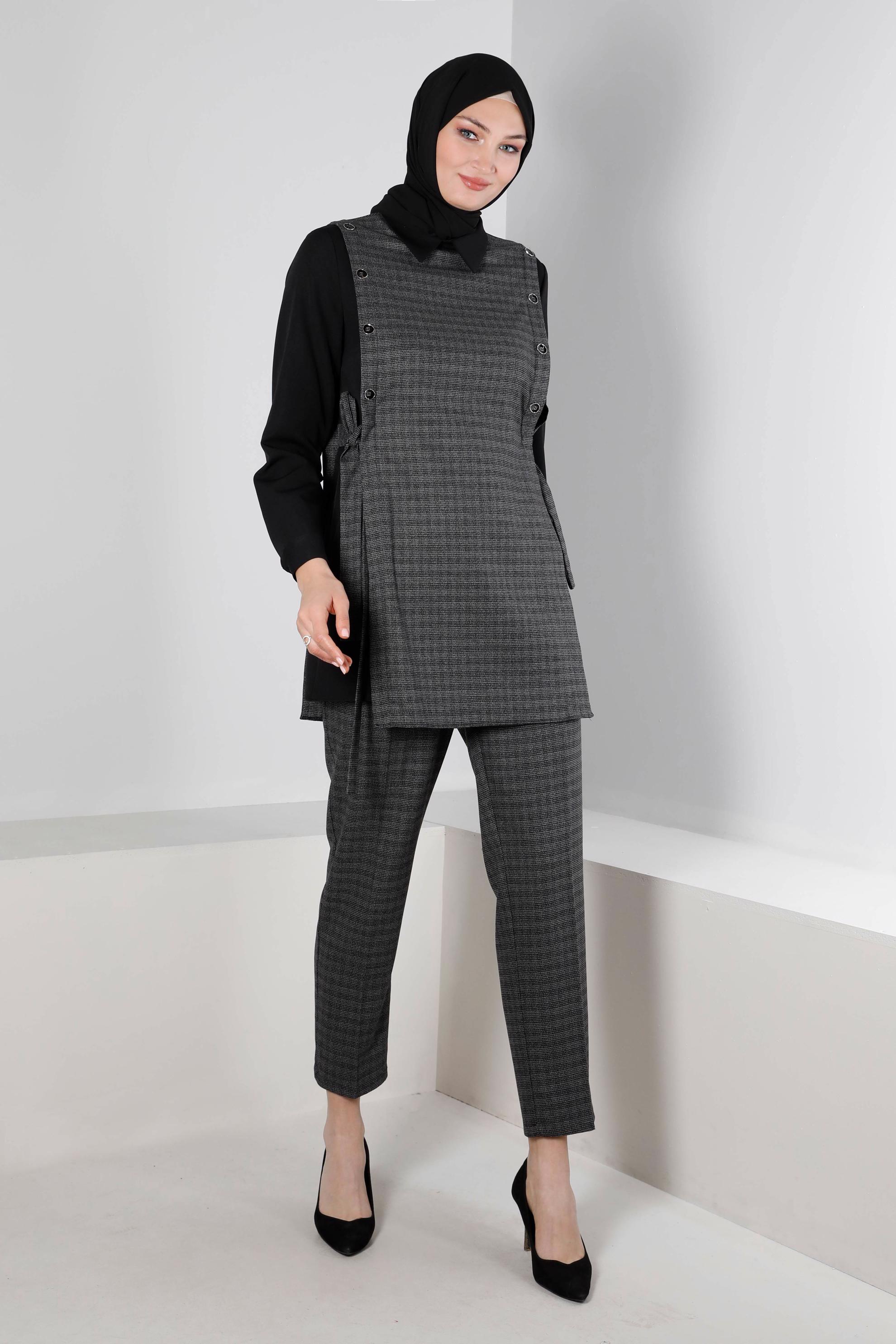 Tesettür giyim GRİ EKOSE DÜĞME DETAYLI İKİLİ PANTOLONLU TAKIM 43315