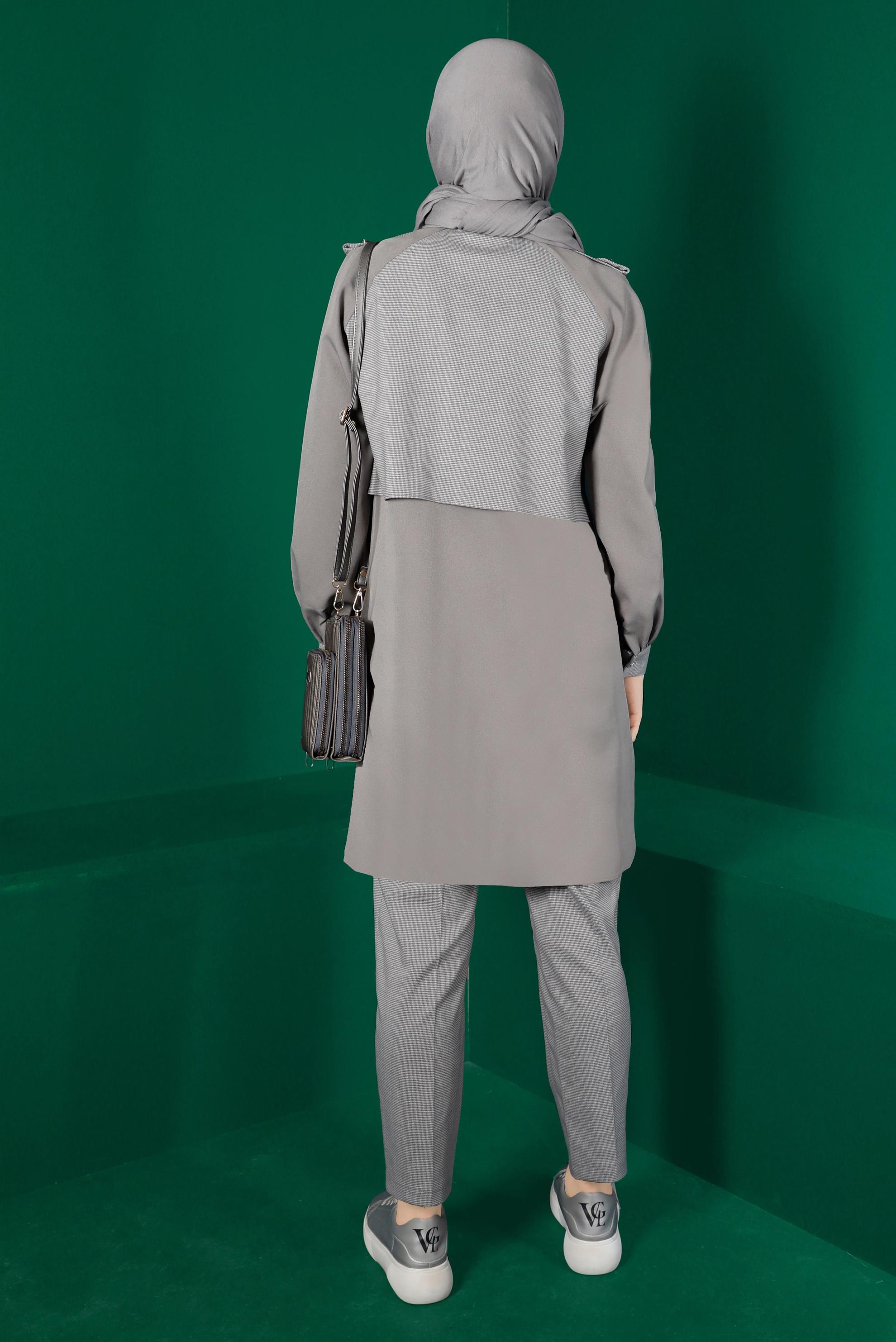 Tesettür giyim GRİ İKİ RENKLİ DÜĞMELİ İKİLİ PANTOLONLU TAKIMI 43325